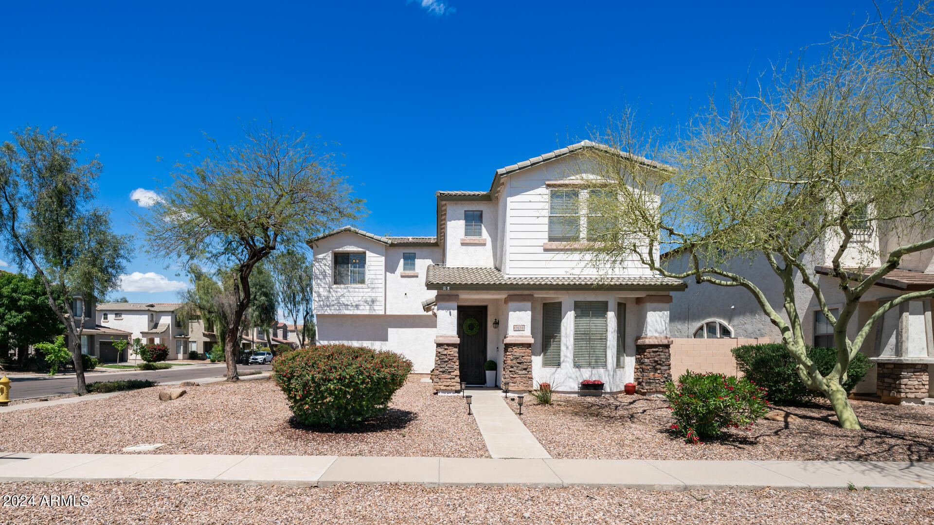 3634 E Sundance Avenue