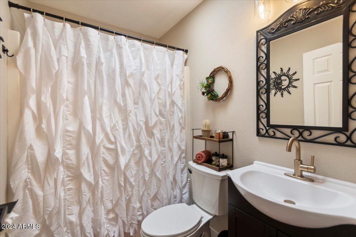 15038 N El Sobrante Avenue