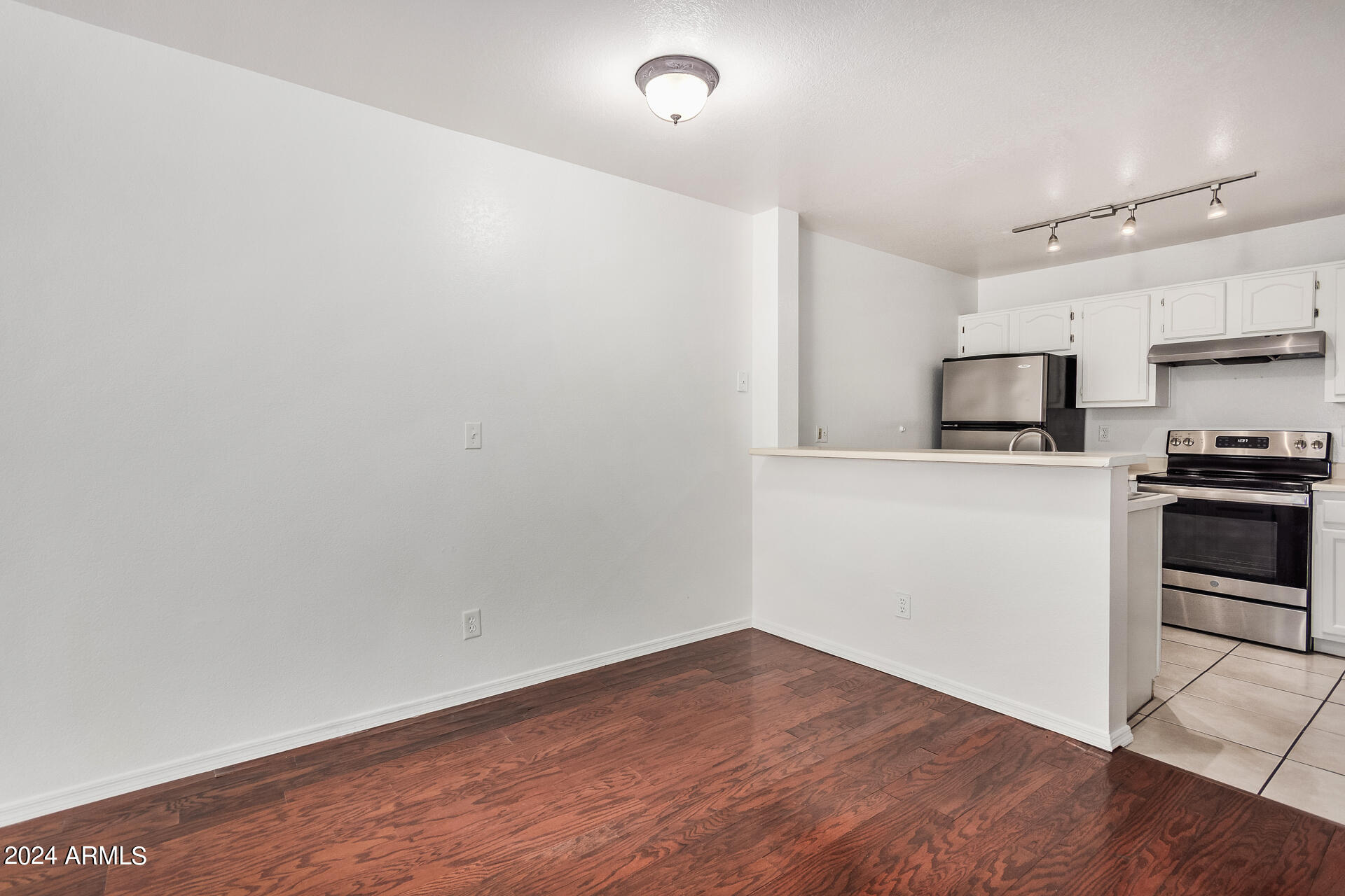 510 N ALMA SCHOOL Road # 144
