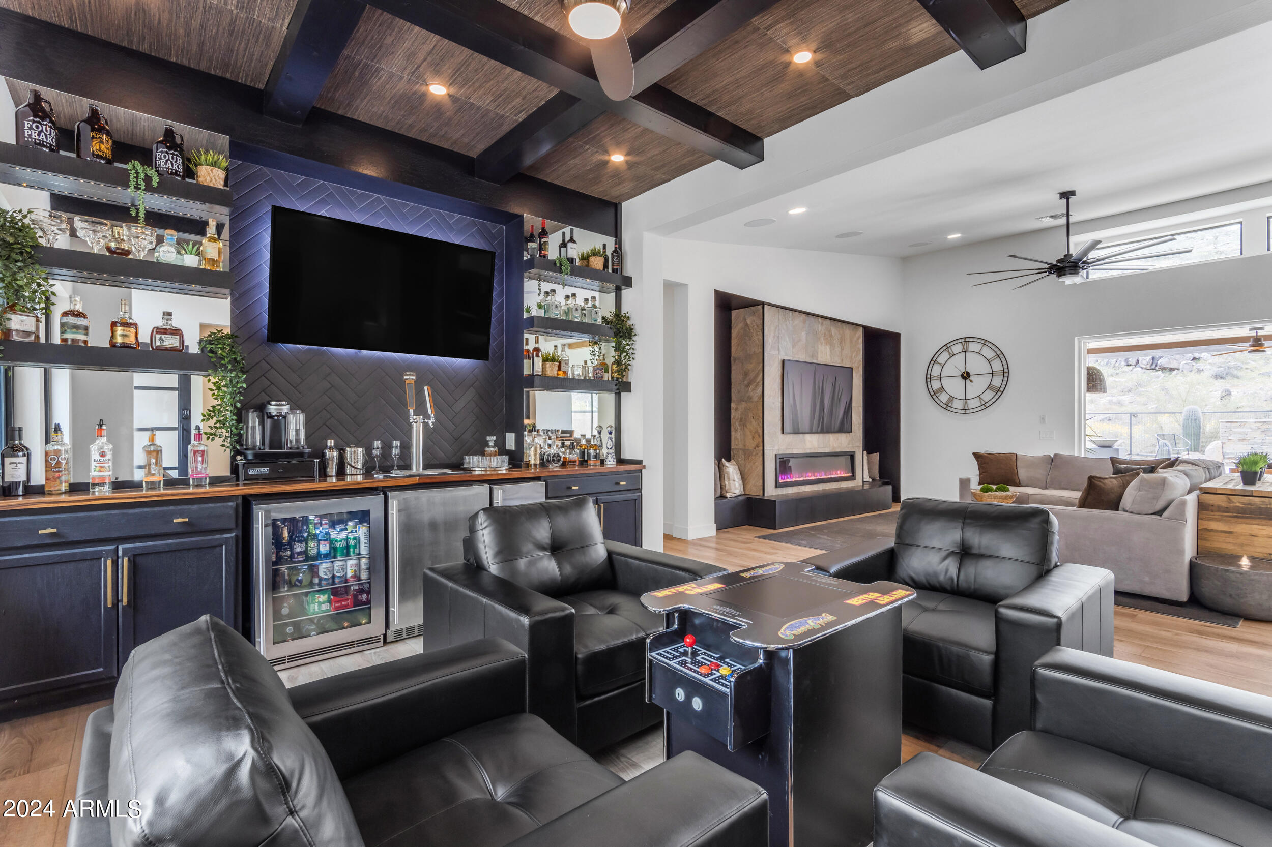 1319 E PIEDMONT Road