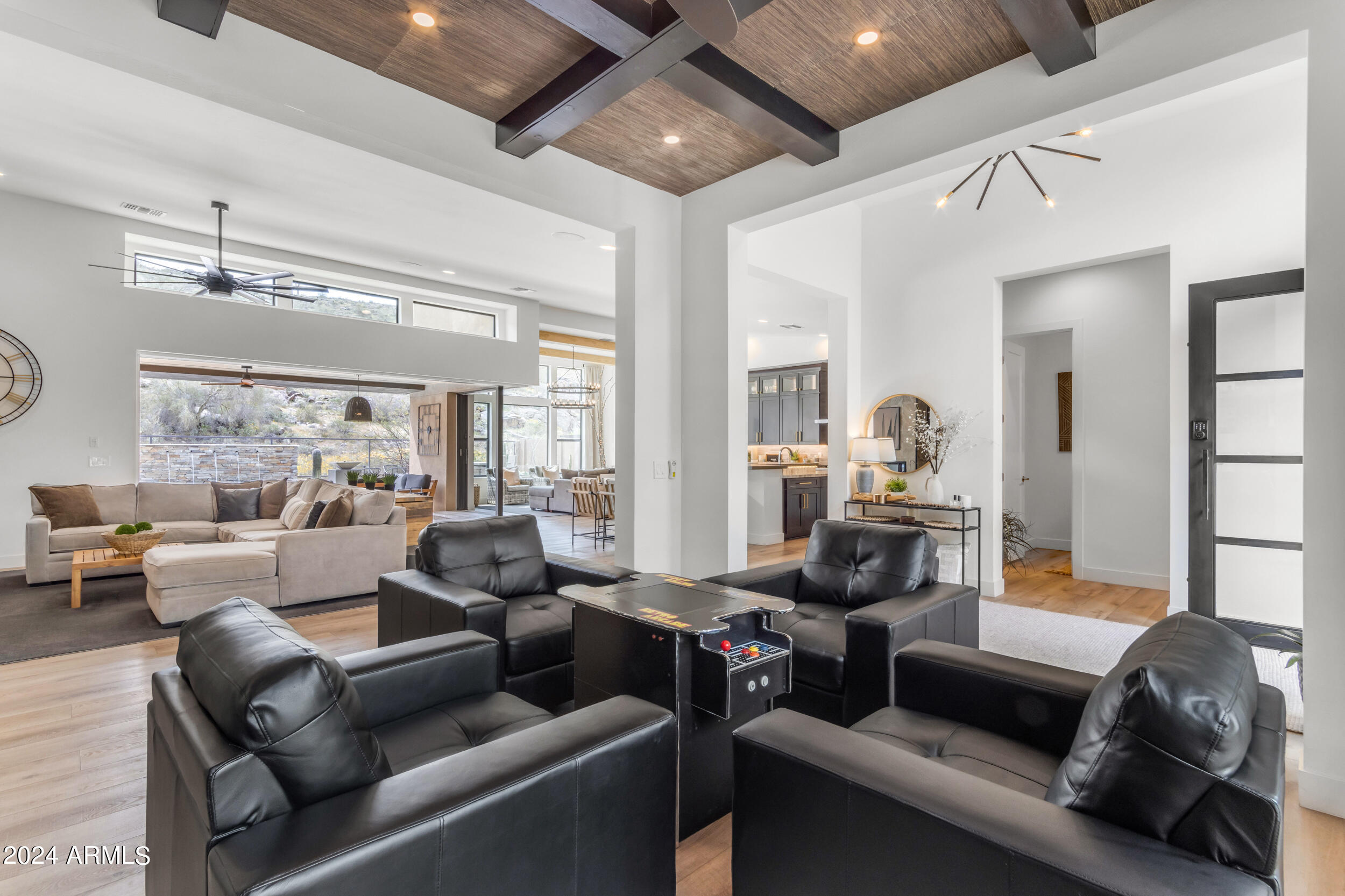 1319 E PIEDMONT Road