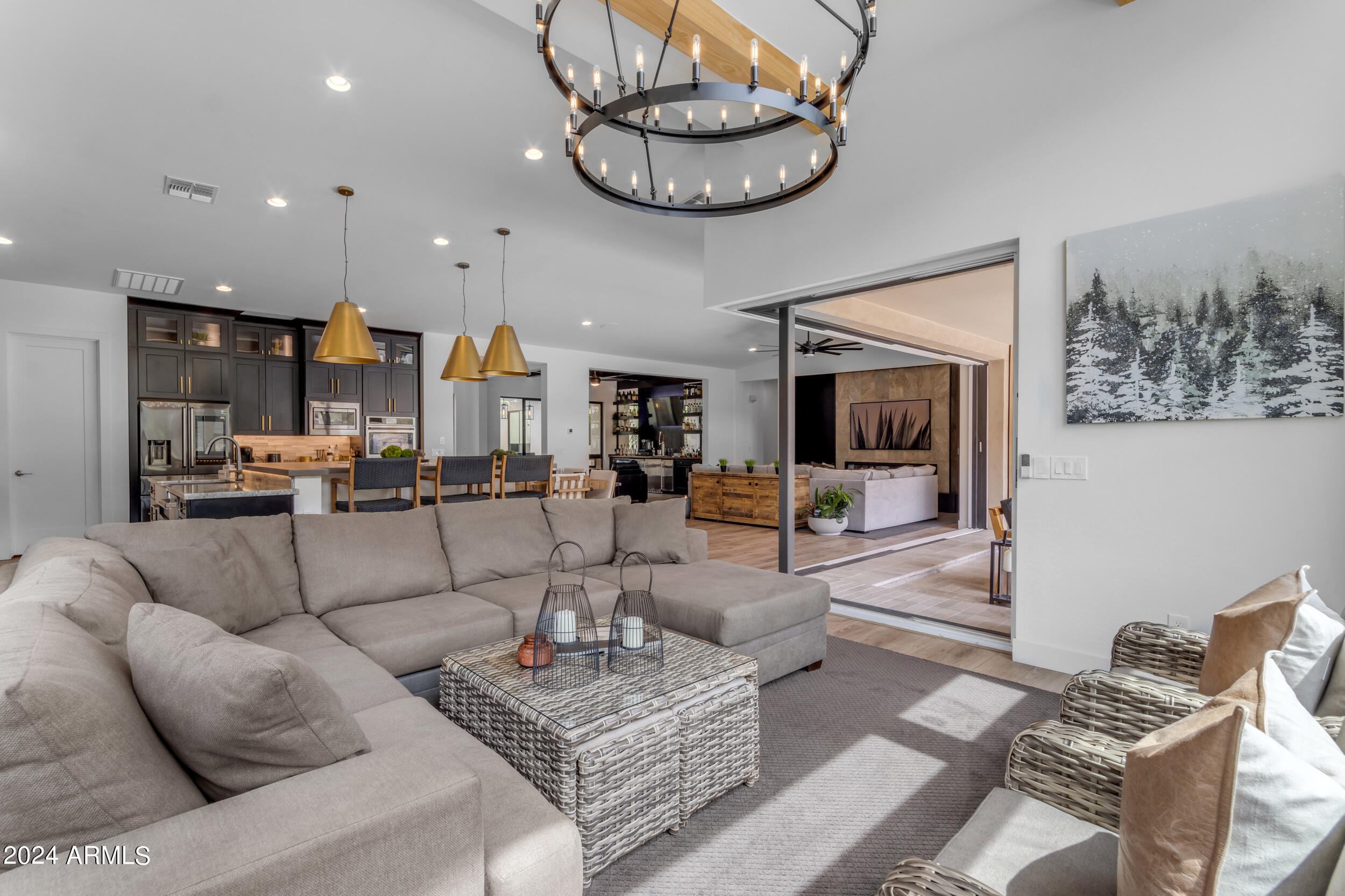 1319 E PIEDMONT Road