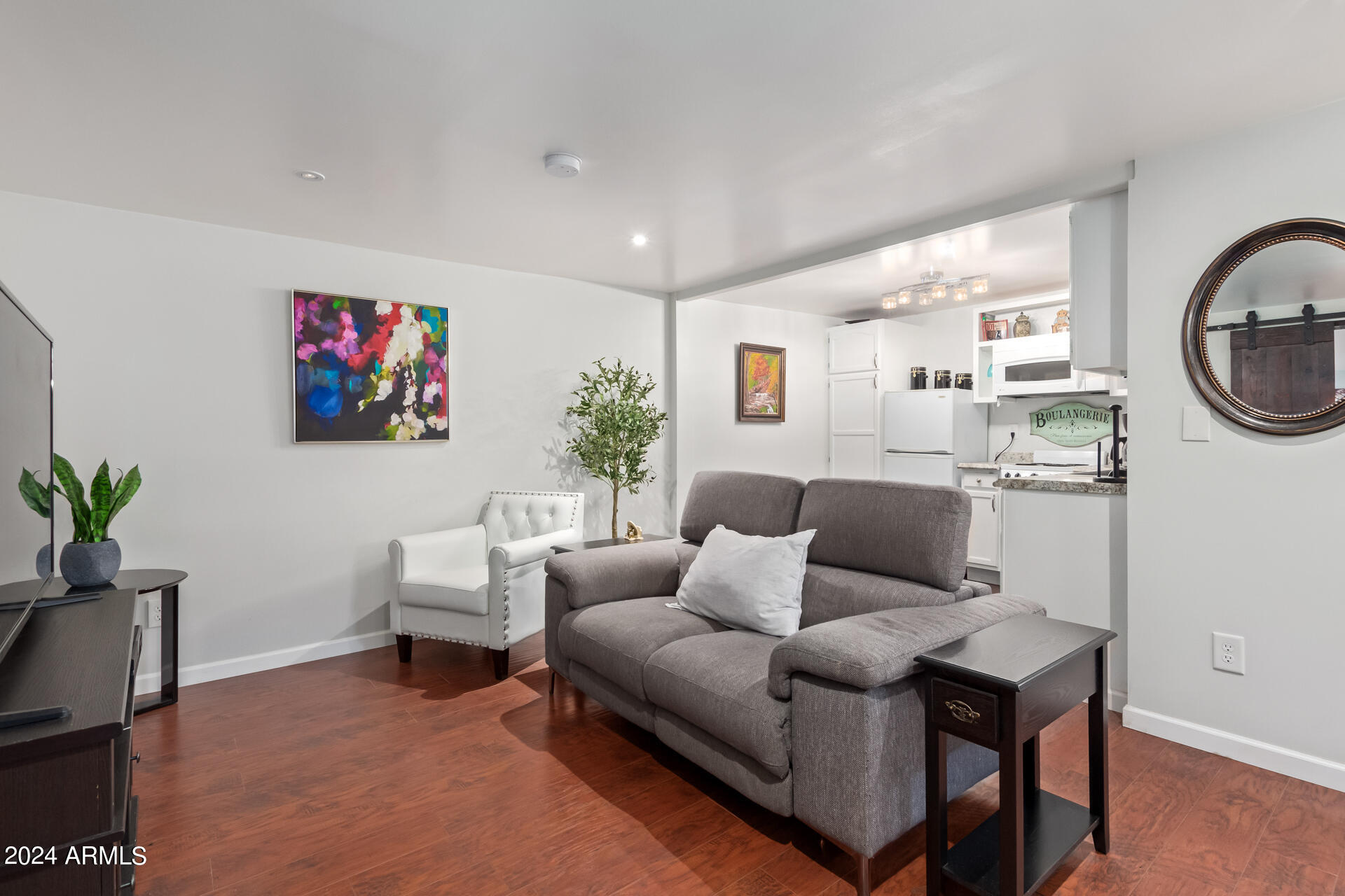 1301 E HIGHLAND Avenue