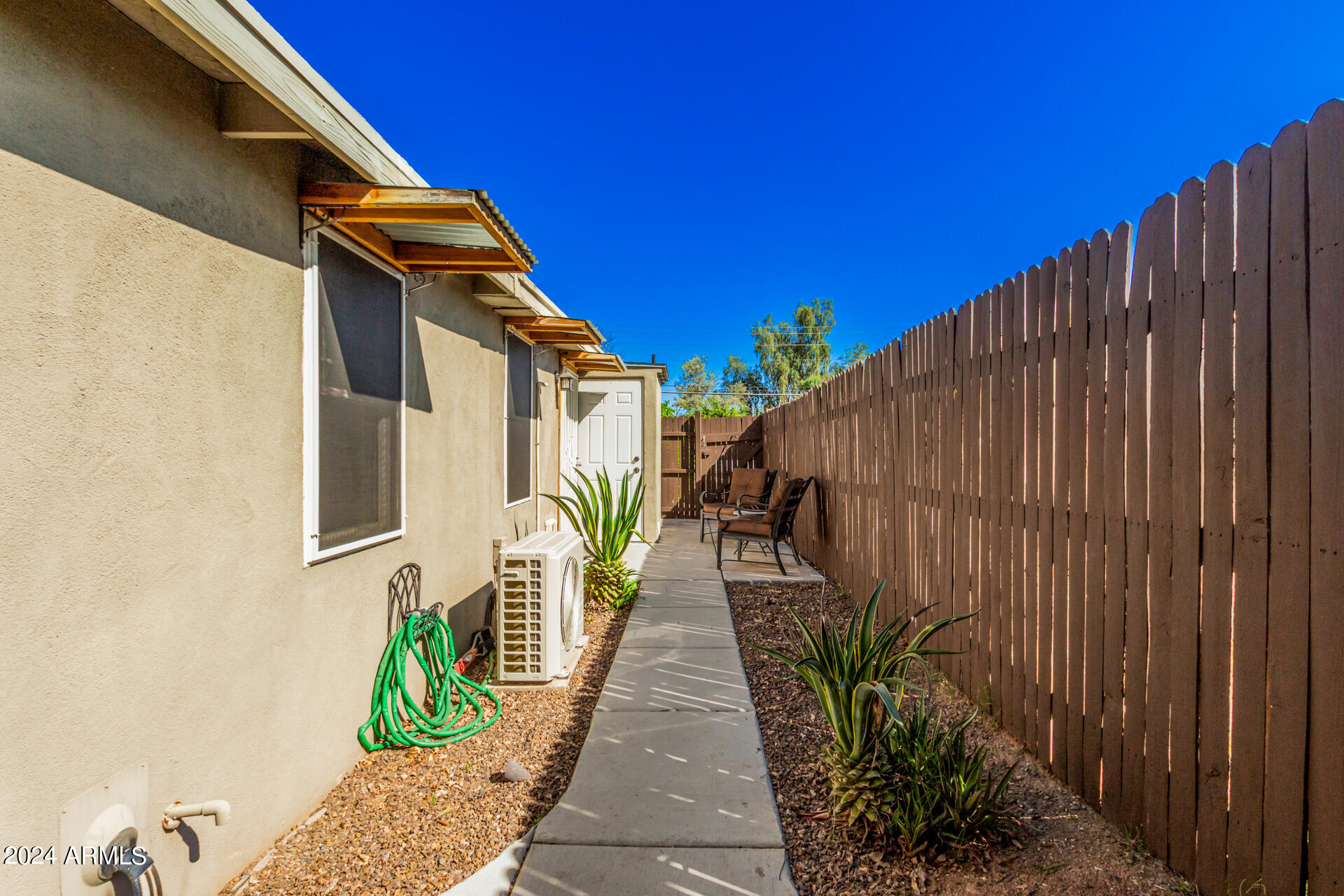 1301 E HIGHLAND Avenue
