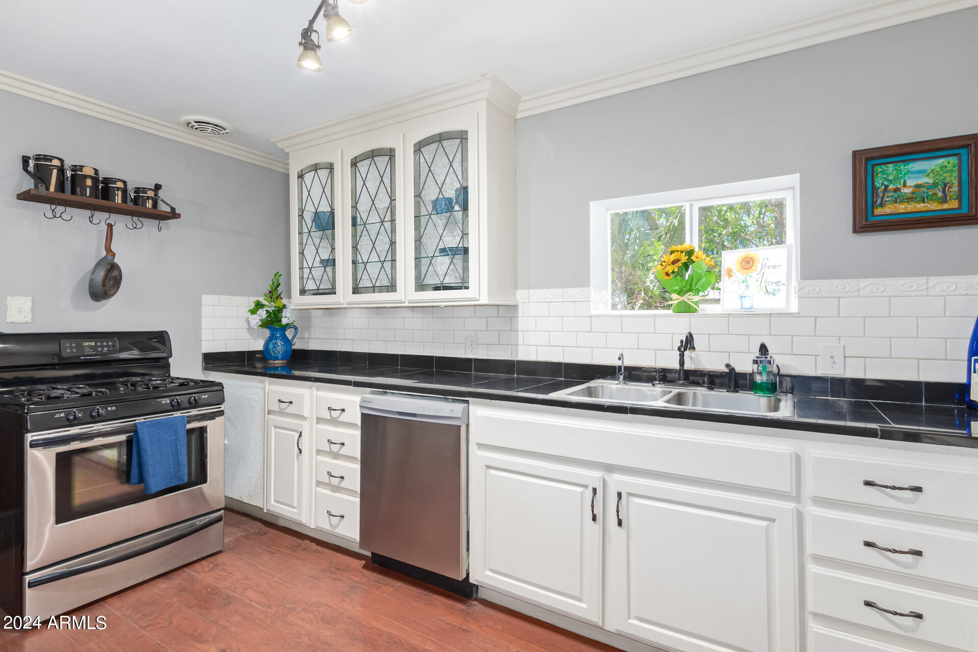 1301 E HIGHLAND Avenue