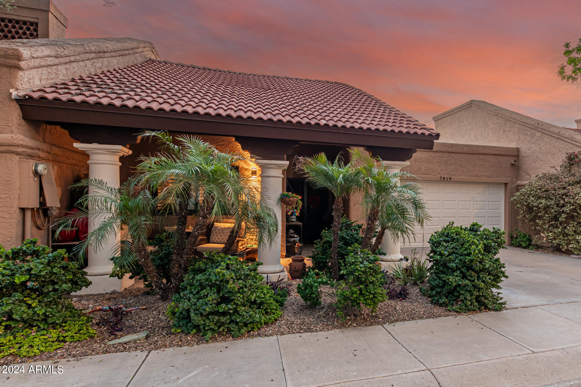 7819 E CORONADO Road