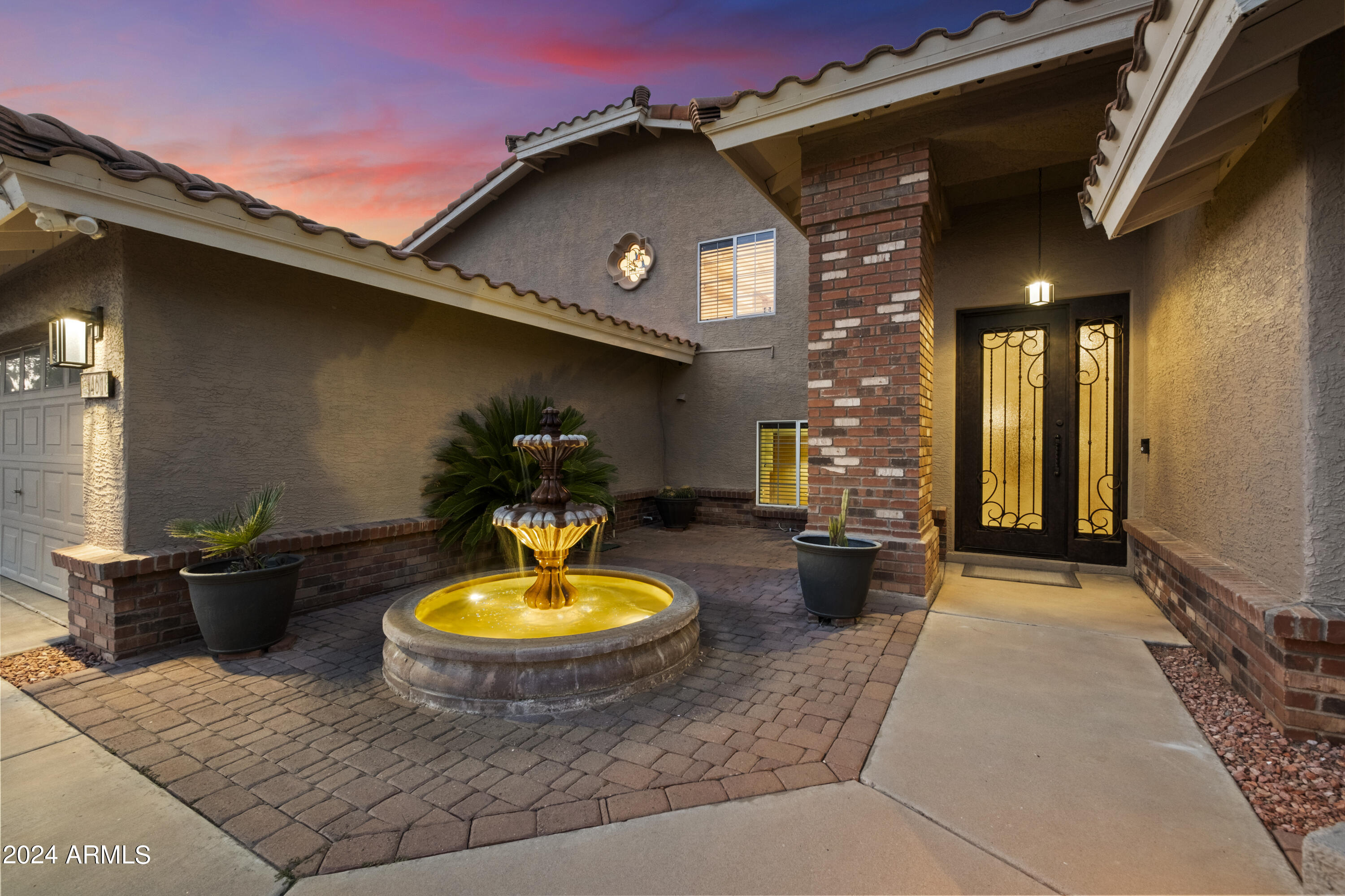 4618 E EVERETT Drive