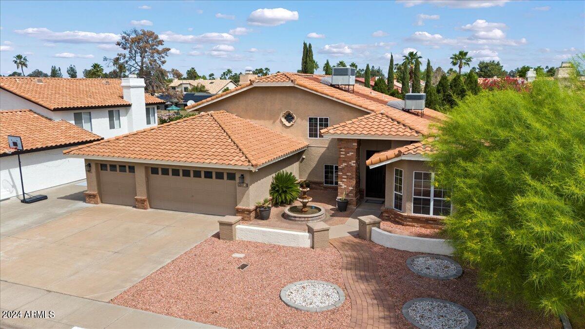 4618 E EVERETT Drive