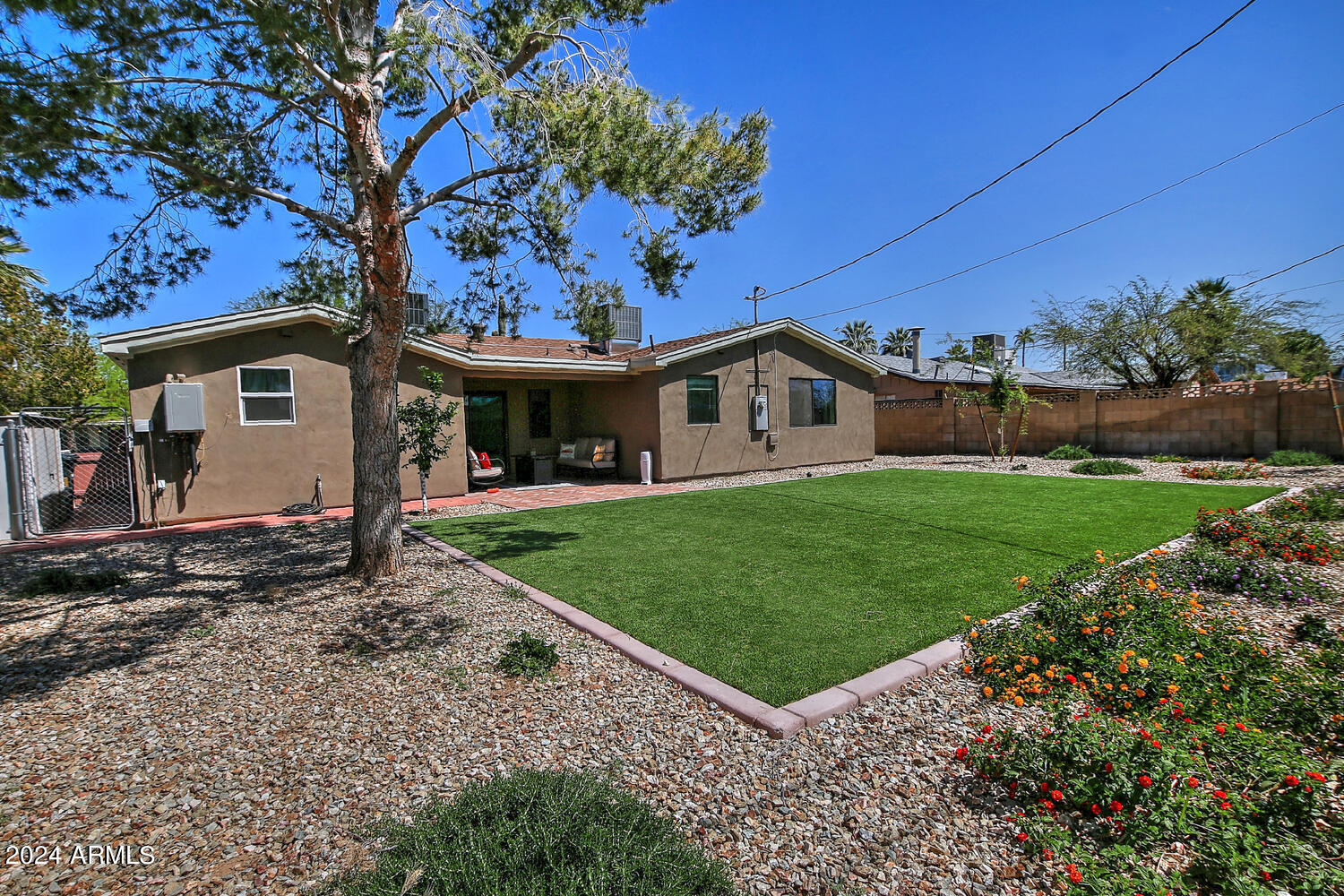 7037 E WILLETTA Street