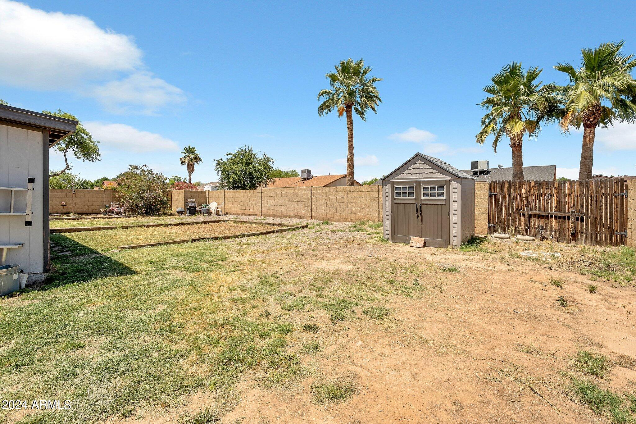 2012 E CINDY Street