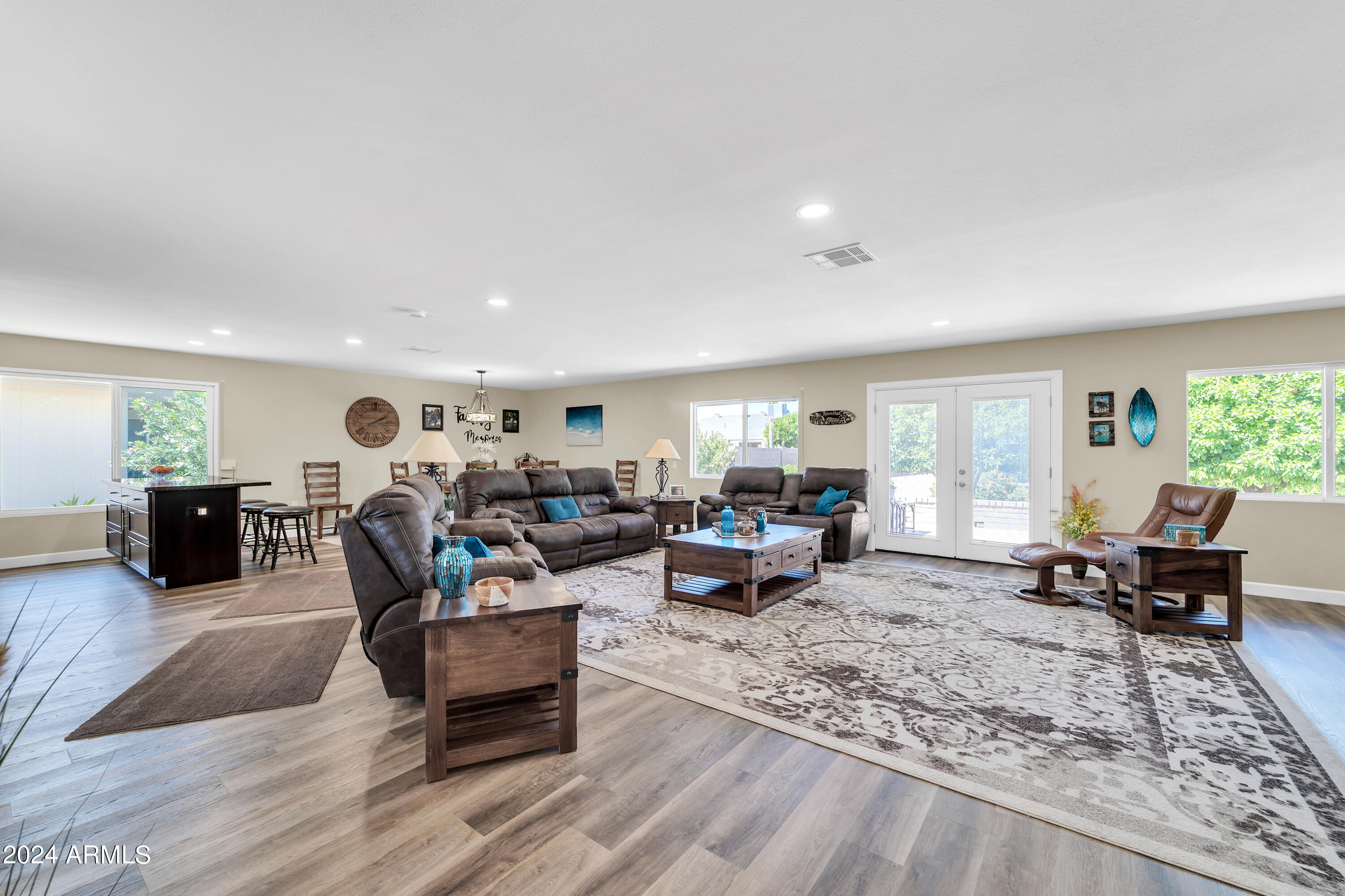 13202 W BEECHWOOD Drive