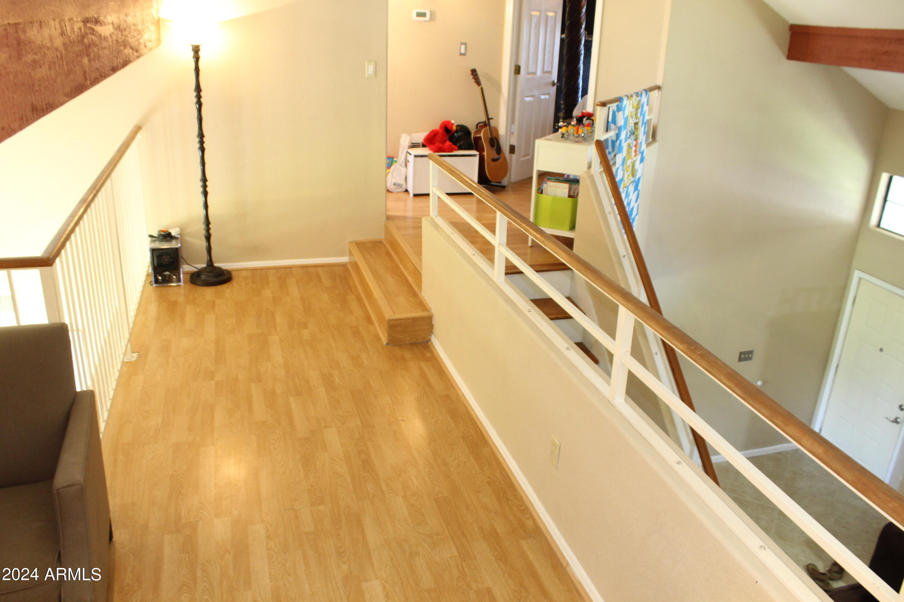 5611 W CHICAGO Street