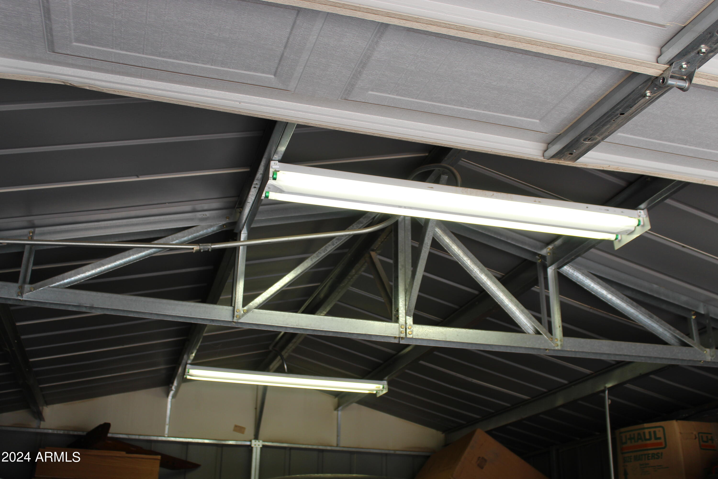 5611 W CHICAGO Street