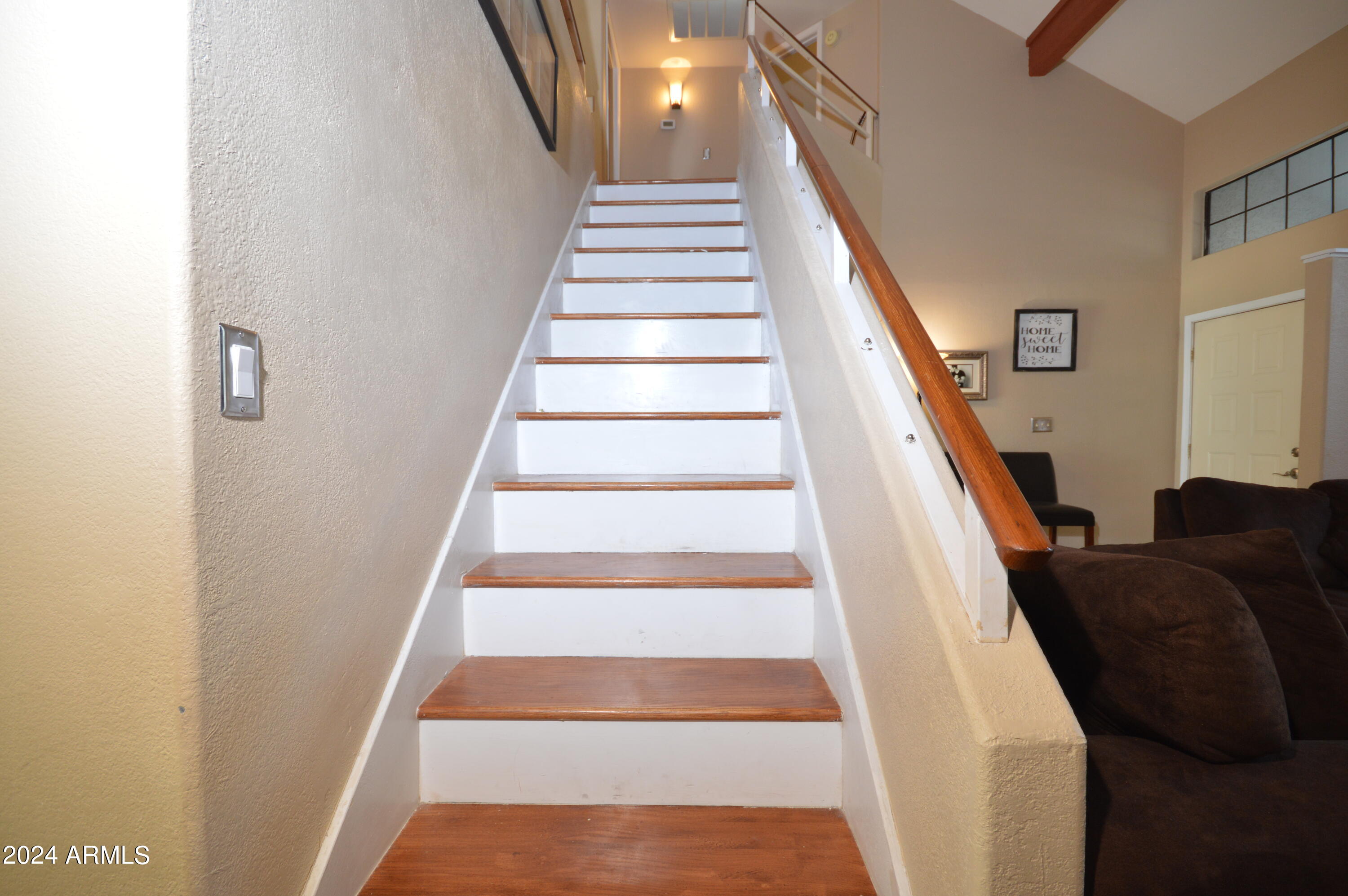 5611 W CHICAGO Street