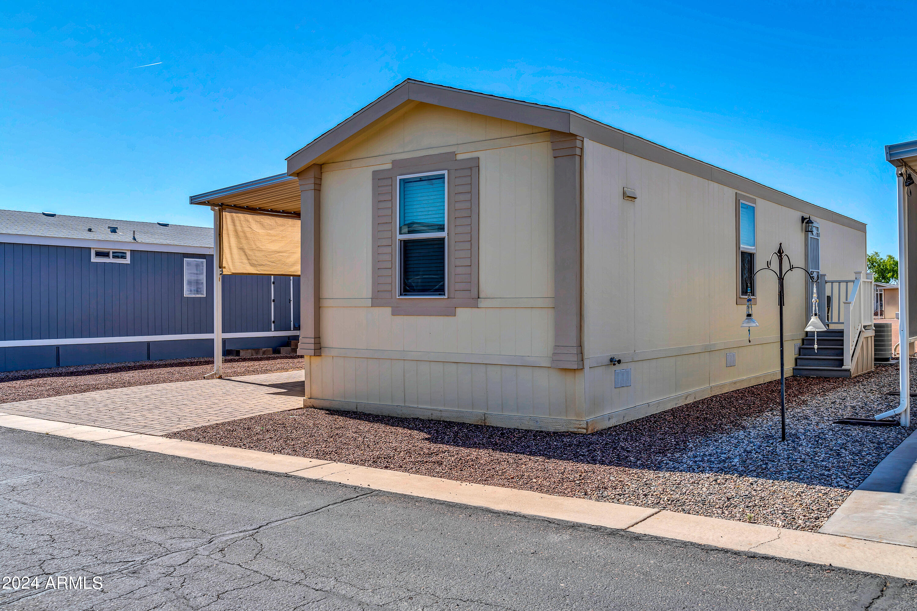 17506 W Van Buren Street # 381