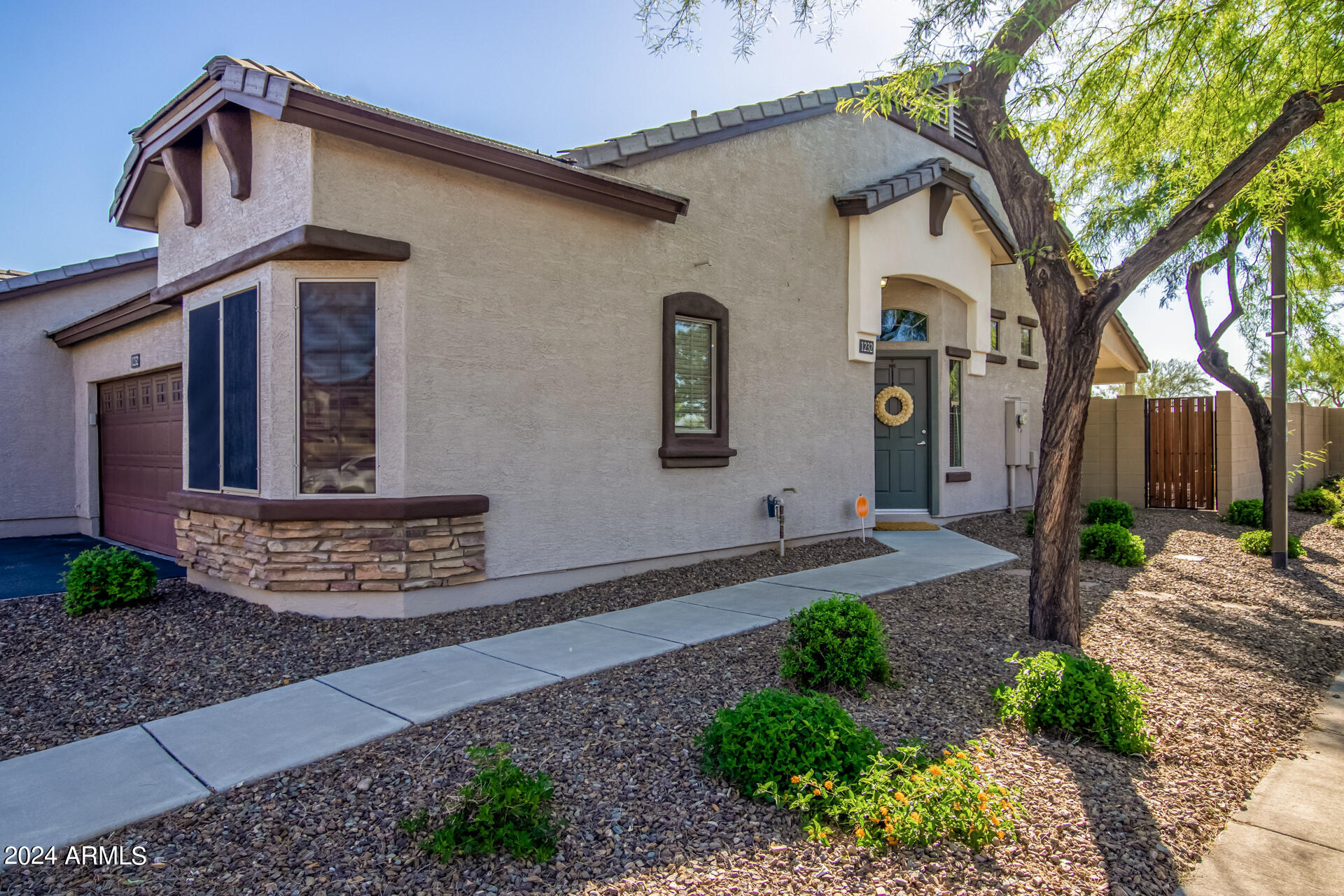 2725 E MINE CREEK Road # 1232