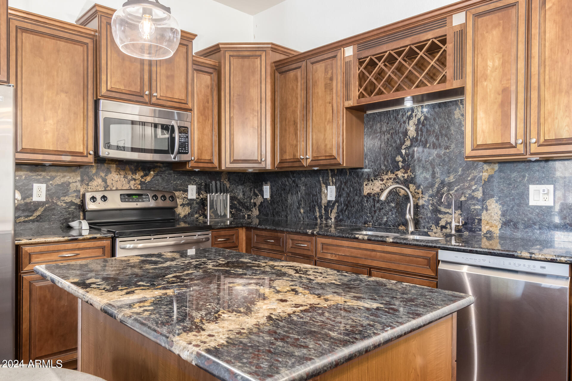 2725 E MINE CREEK Road # 1232