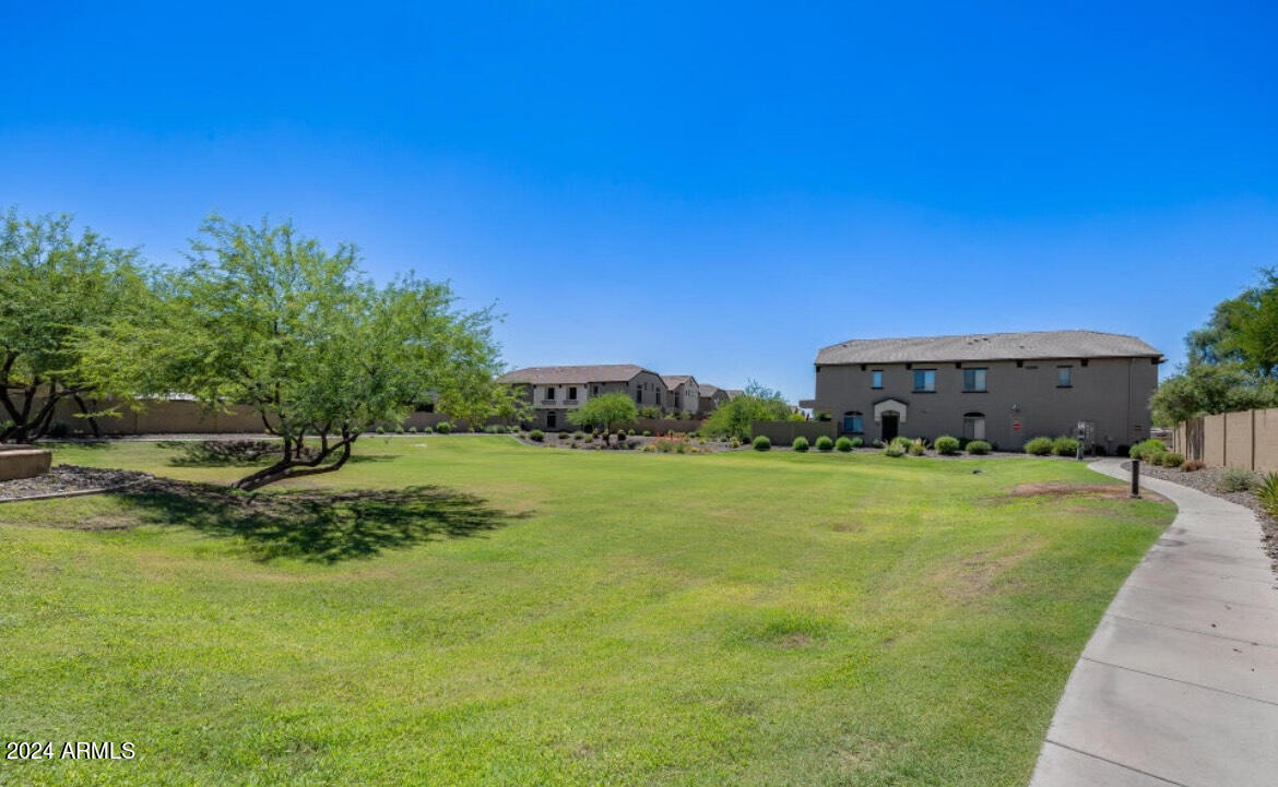 2725 E MINE CREEK Road # 1232