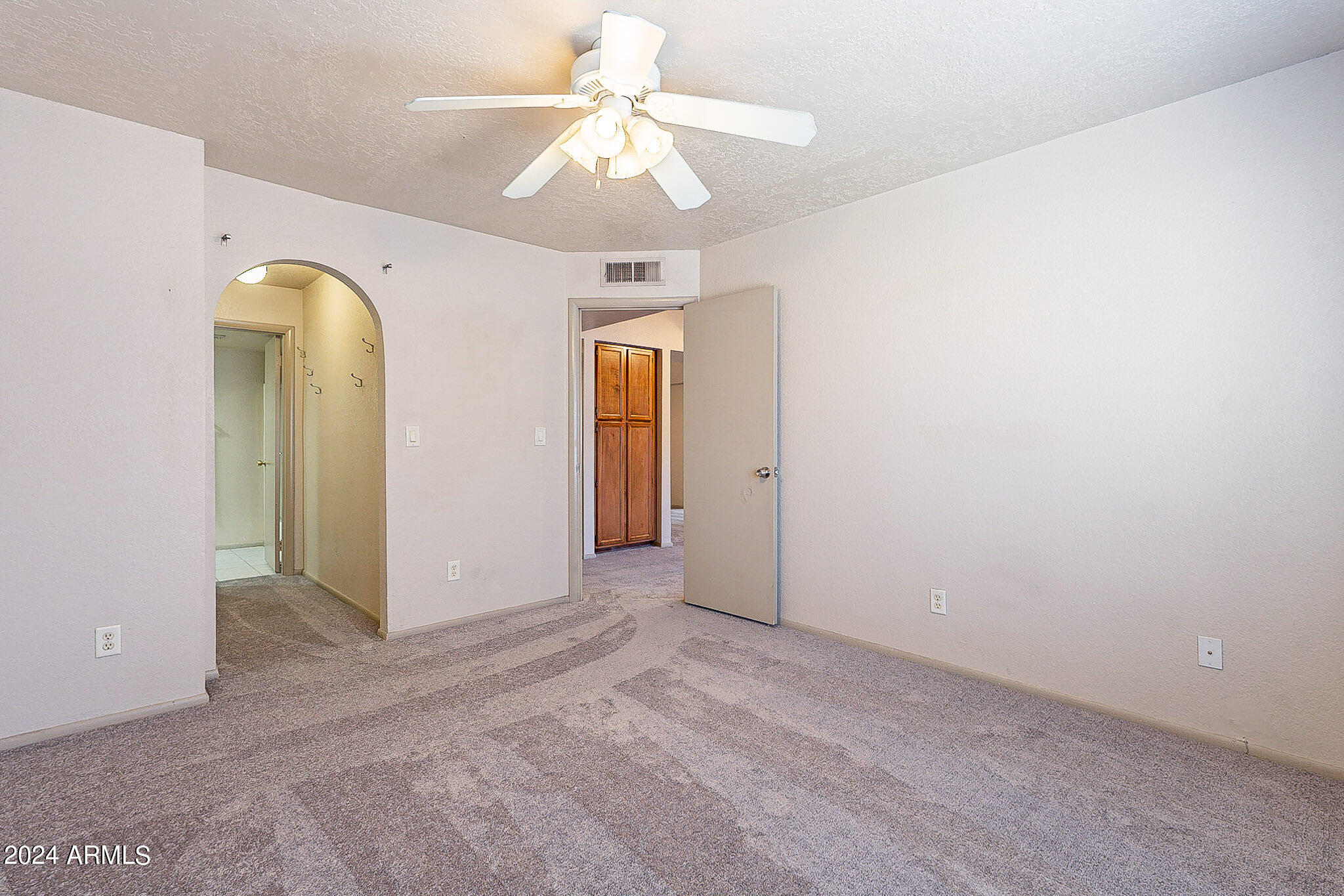 1905 E UNIVERSITY Drive # 259