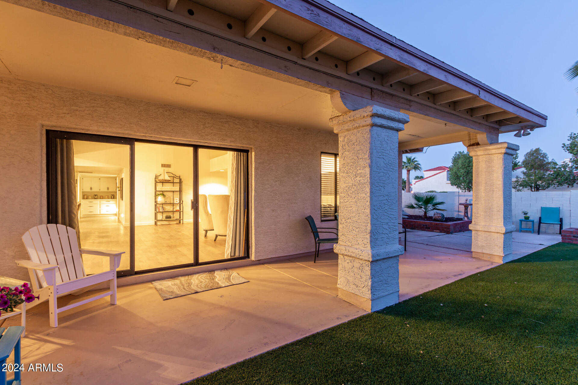 10525 E SUNNYDALE Drive