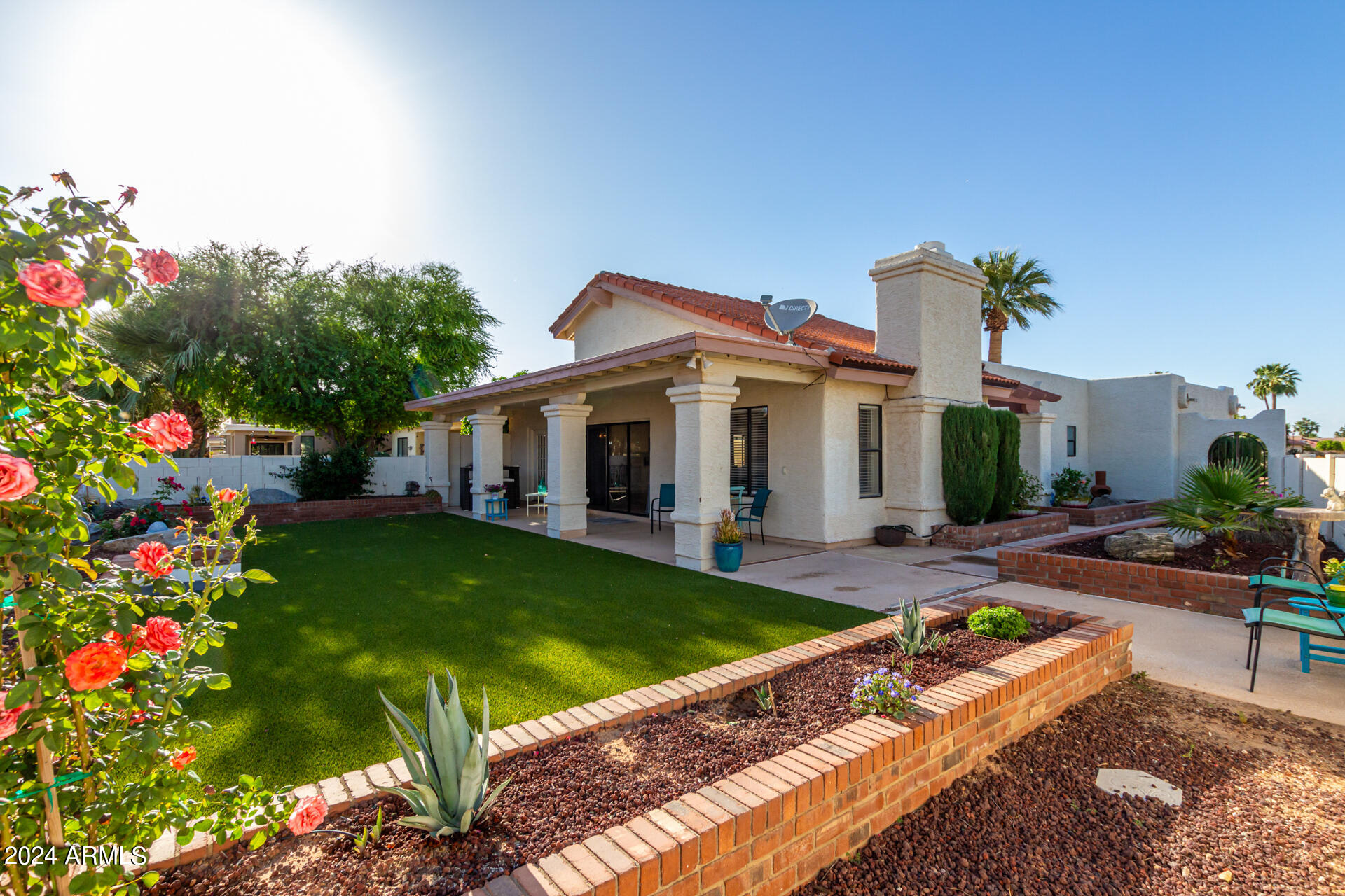 10525 E SUNNYDALE Drive