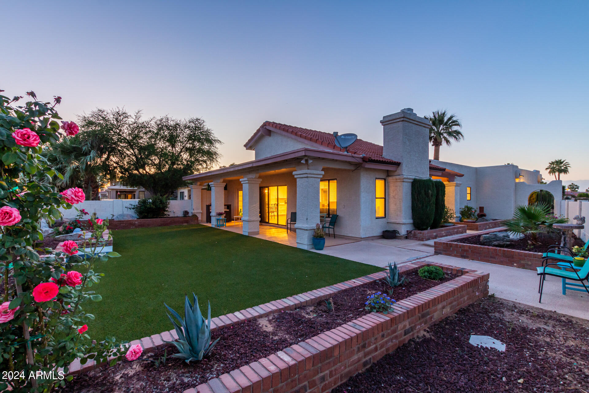 10525 E SUNNYDALE Drive