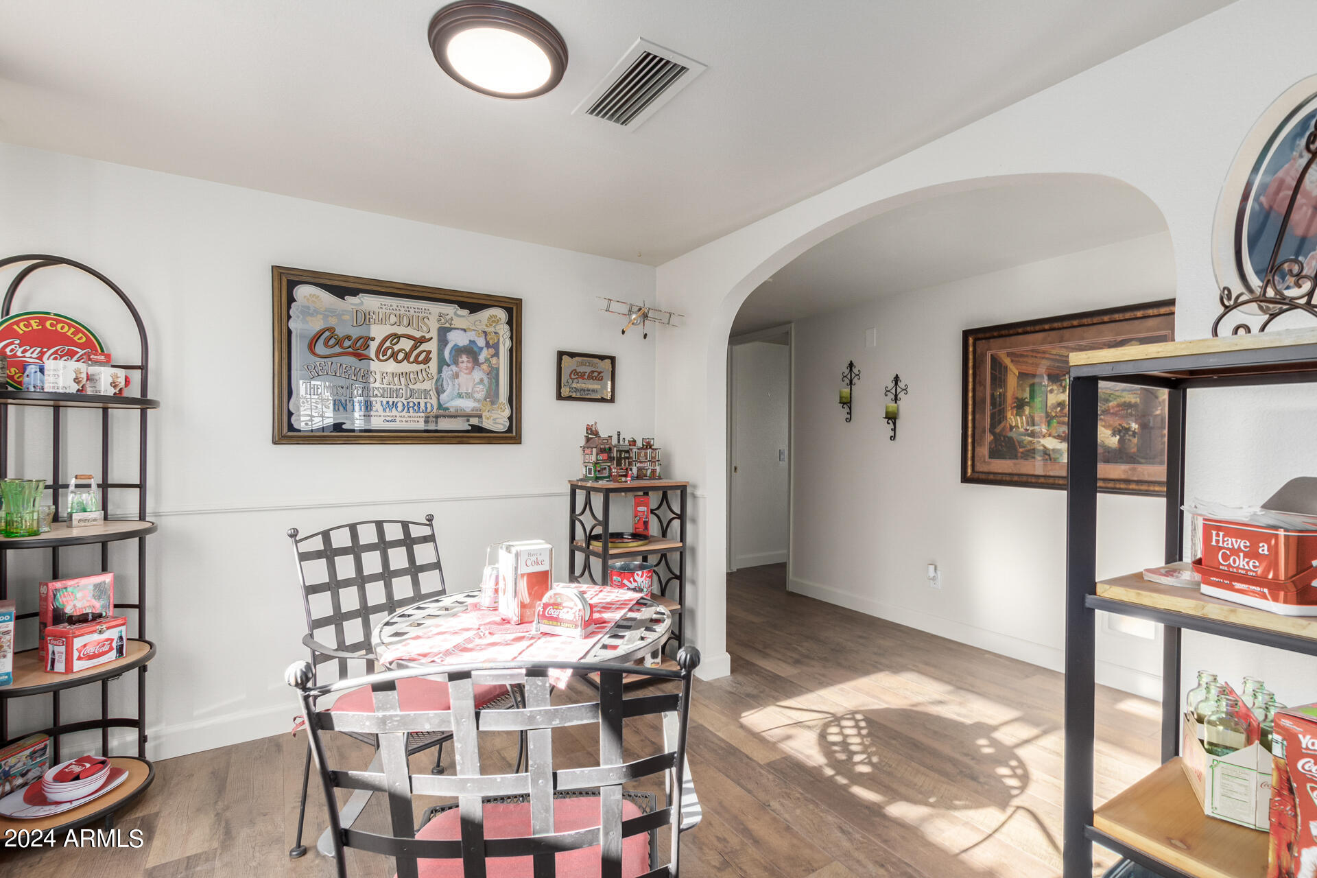 10525 E SUNNYDALE Drive