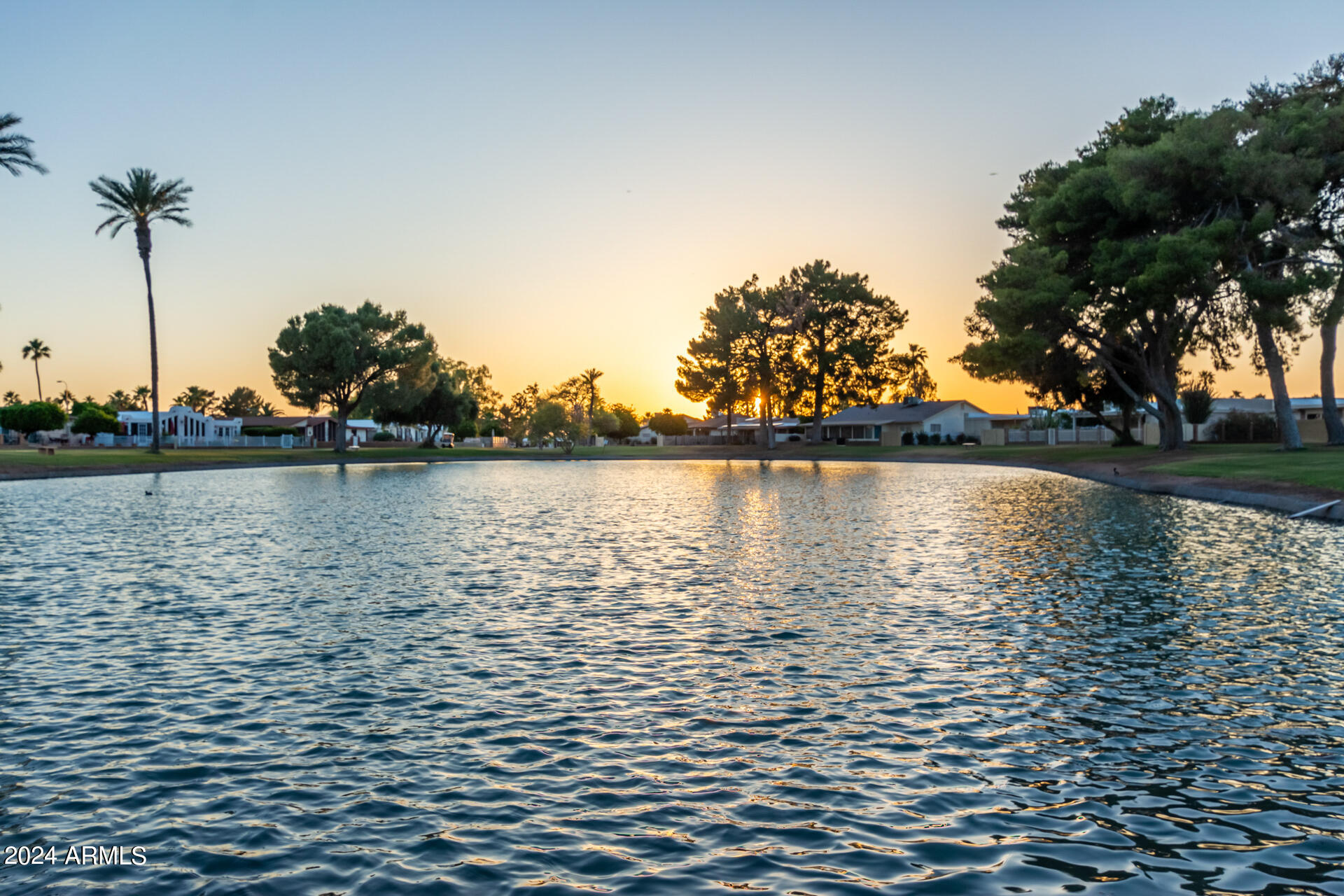 10525 E SUNNYDALE Drive