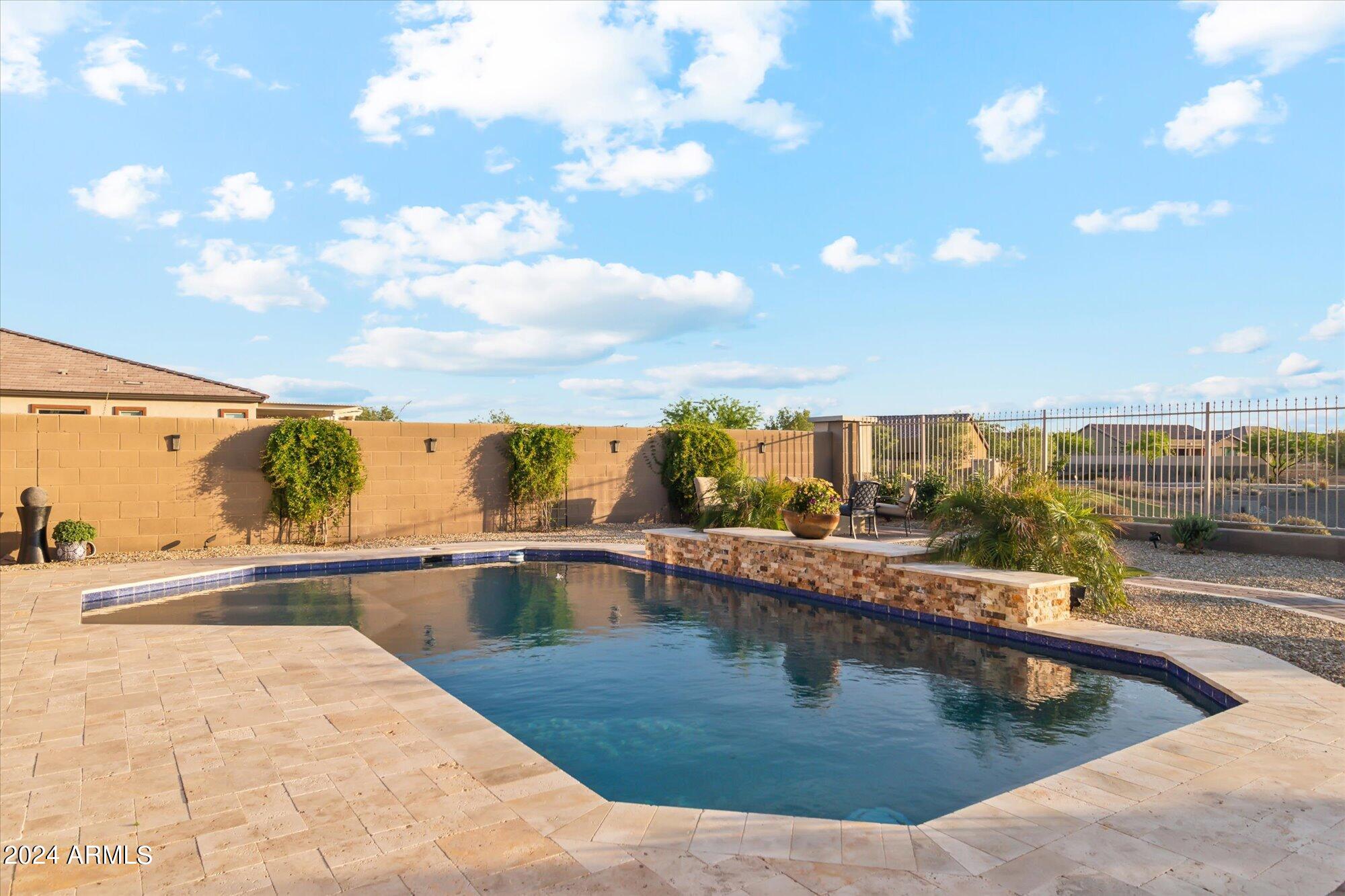 16742 S 181ST Avenue