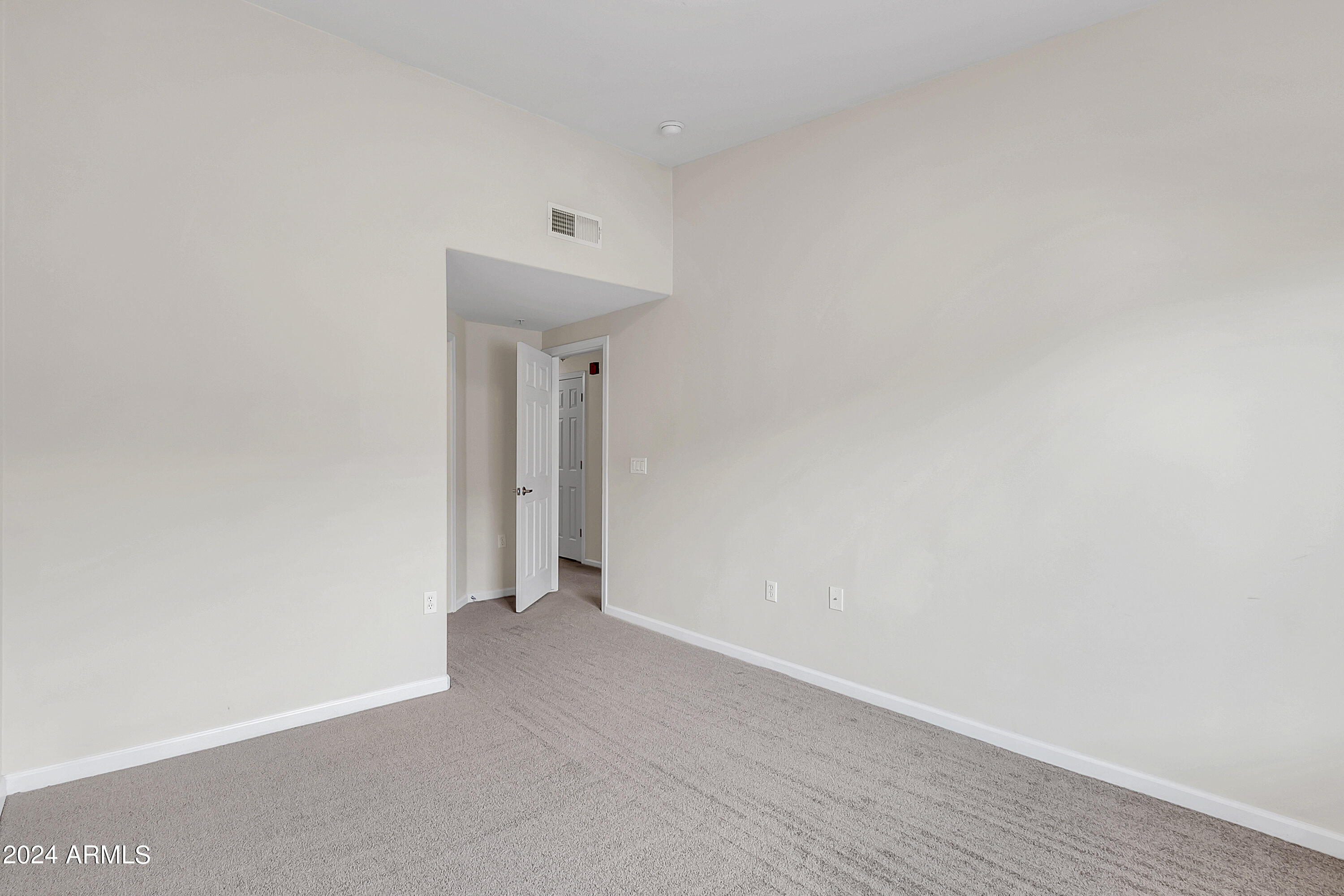 1920 E BELL Road # 1136