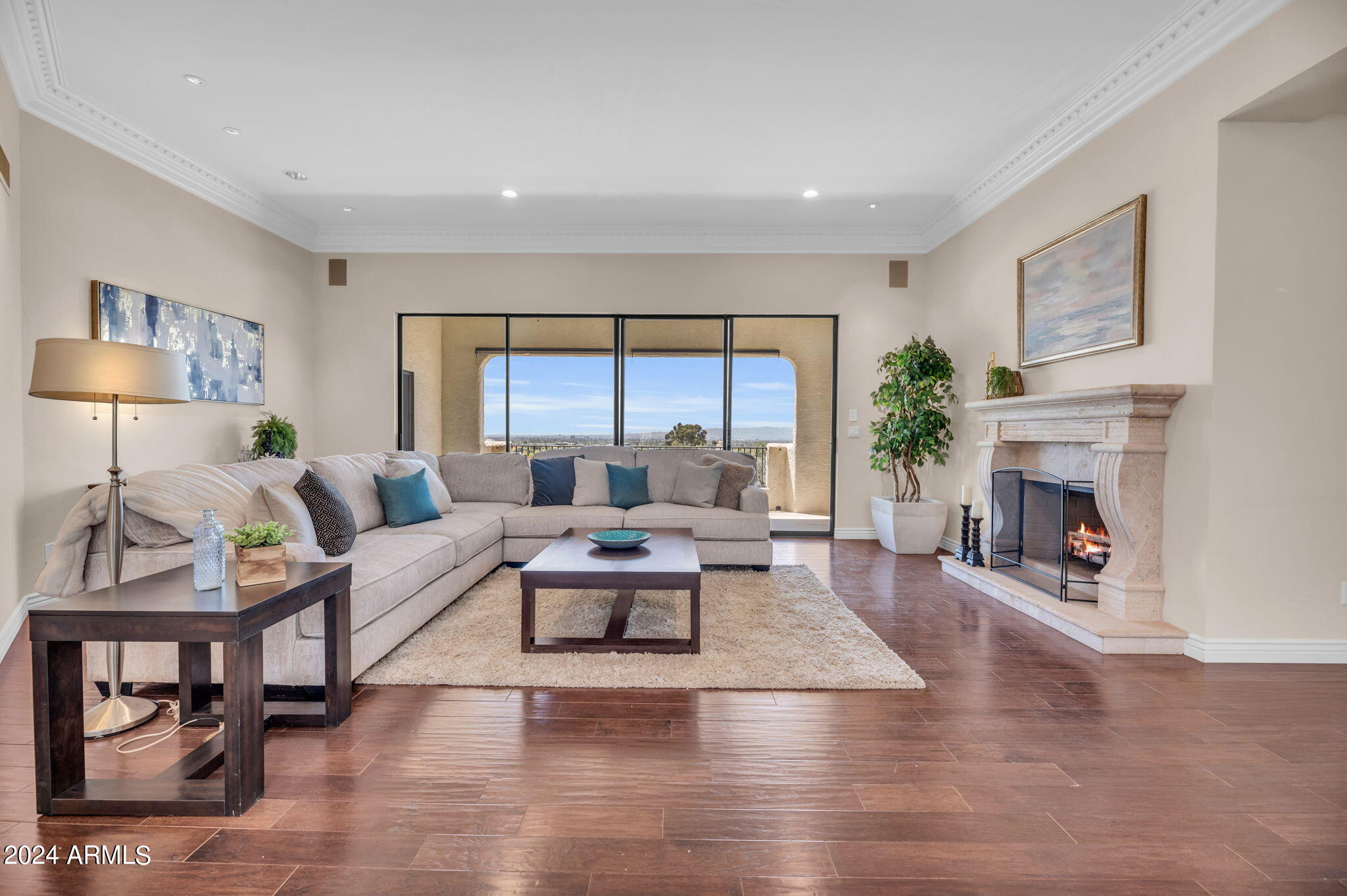 3800 E LINCOLN Drive # 3