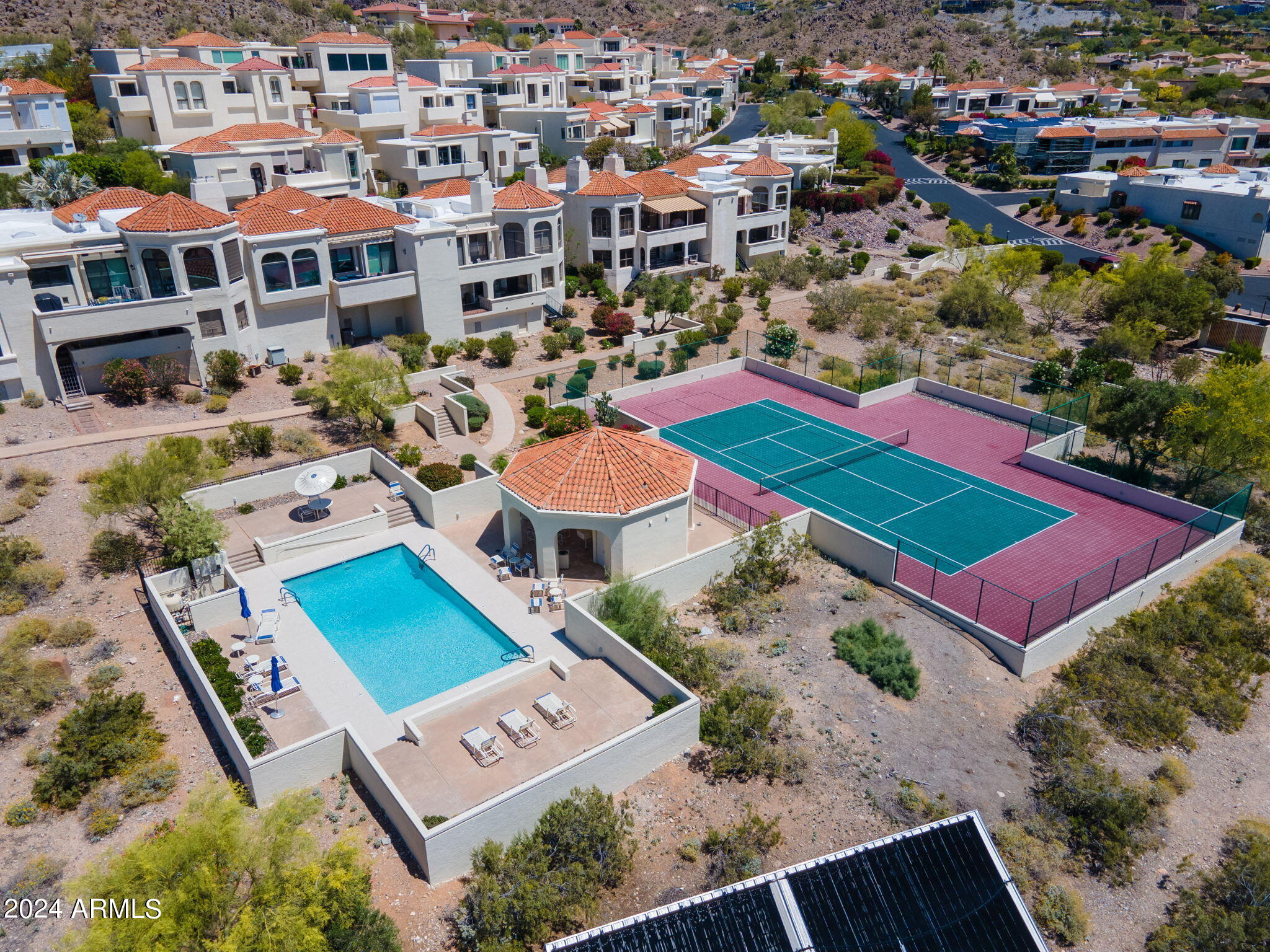 3800 E LINCOLN Drive # 3