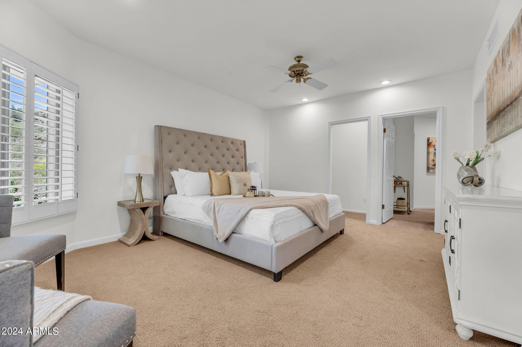 3800 E LINCOLN Drive # 3