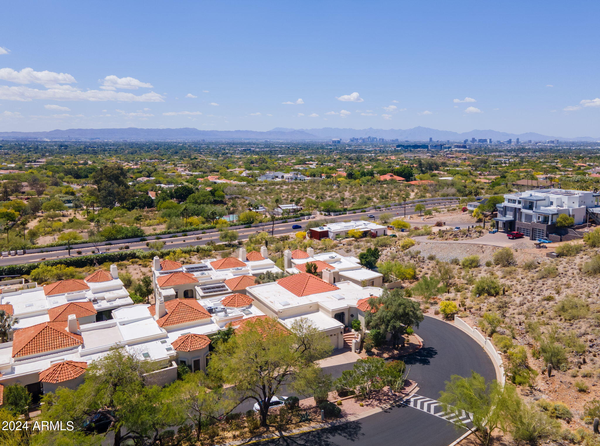 3800 E LINCOLN Drive # 3