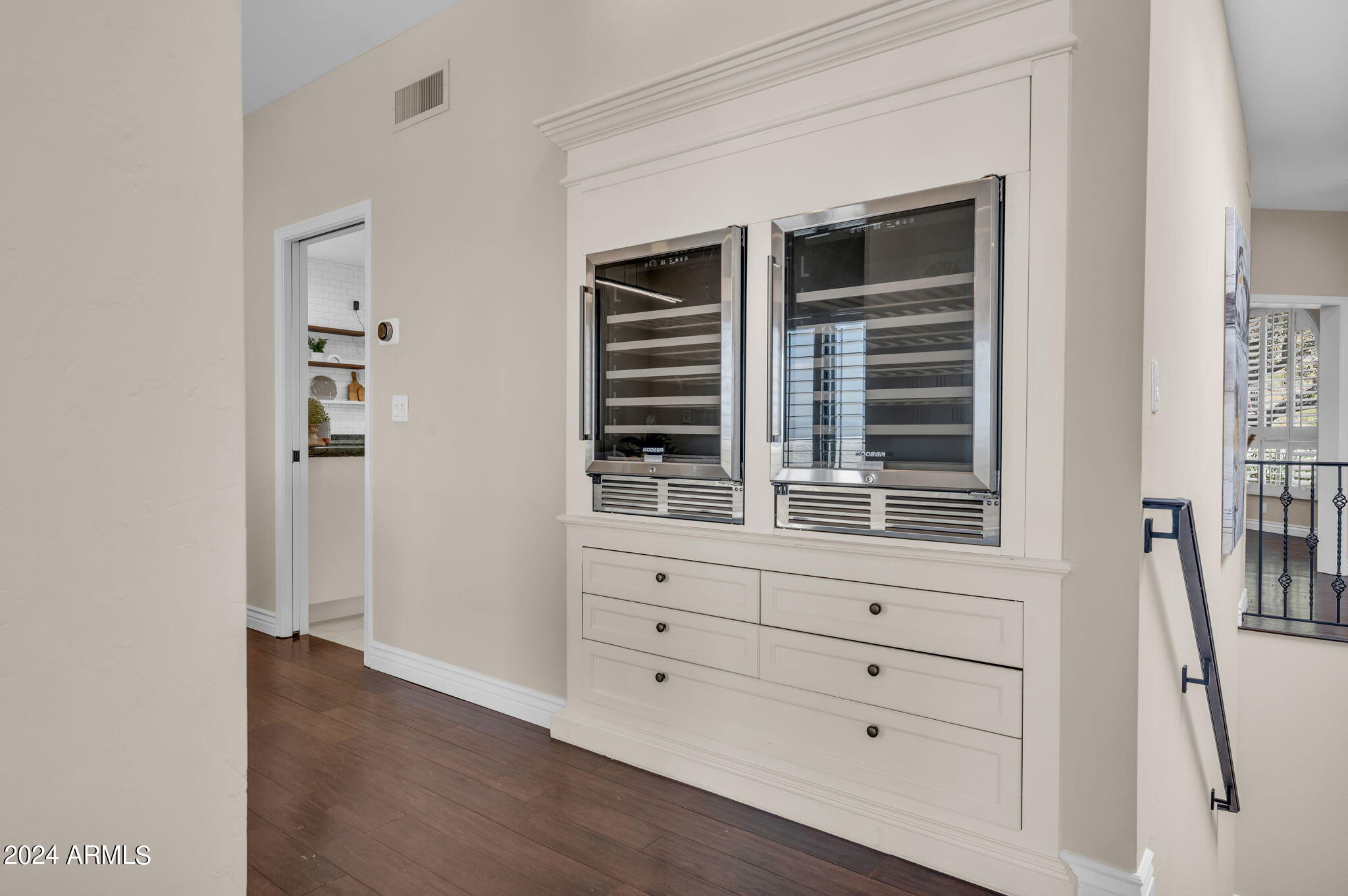 3800 E LINCOLN Drive # 3