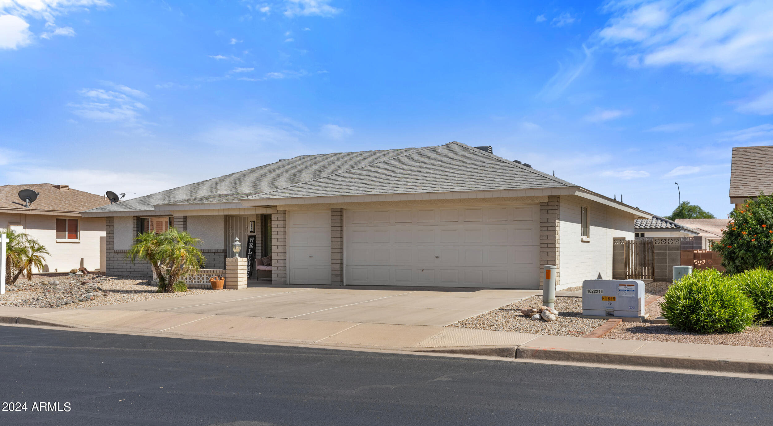 8203 E NOPAL Avenue