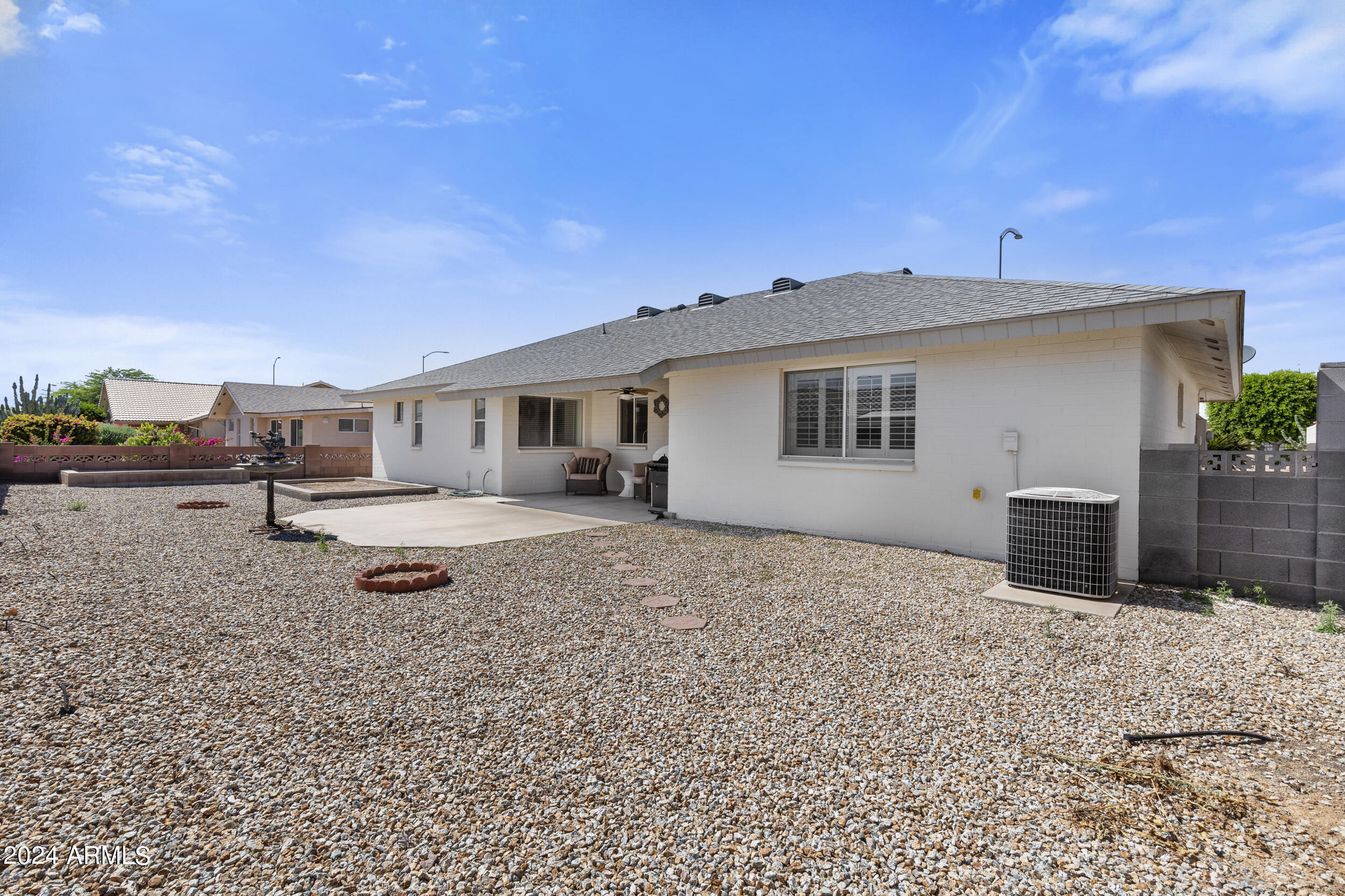 8203 E NOPAL Avenue
