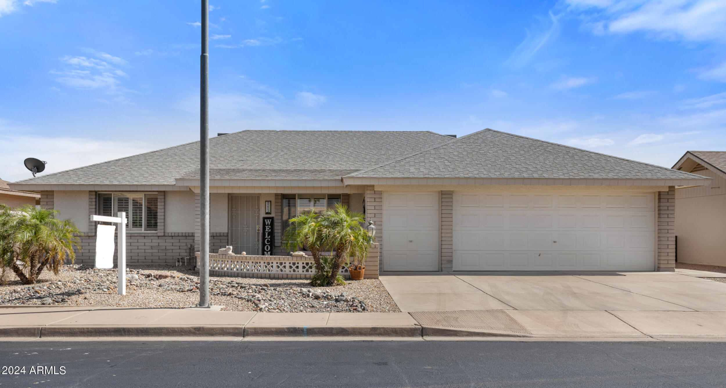 8203 E NOPAL Avenue