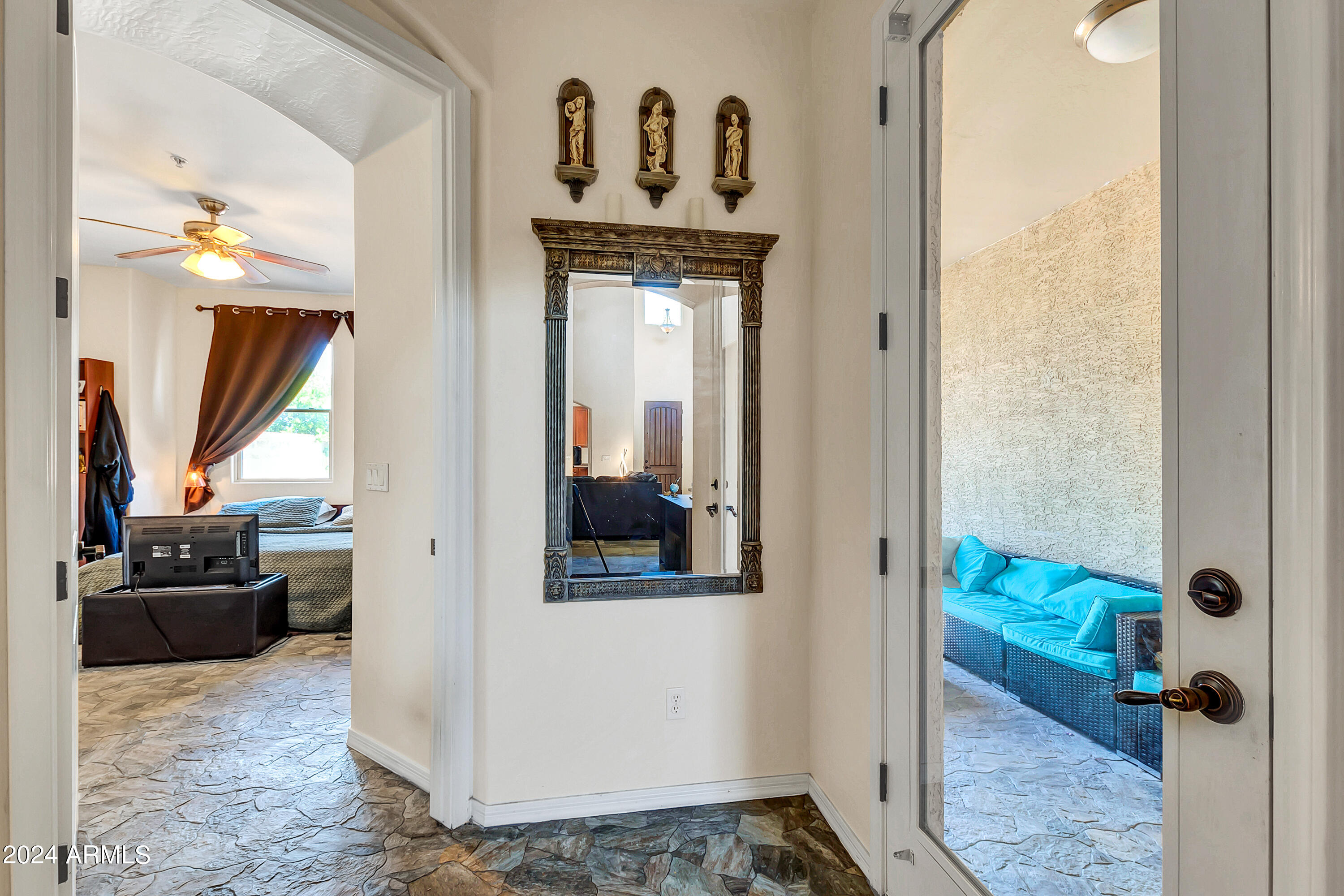 2925 N SERICIN Road # 102