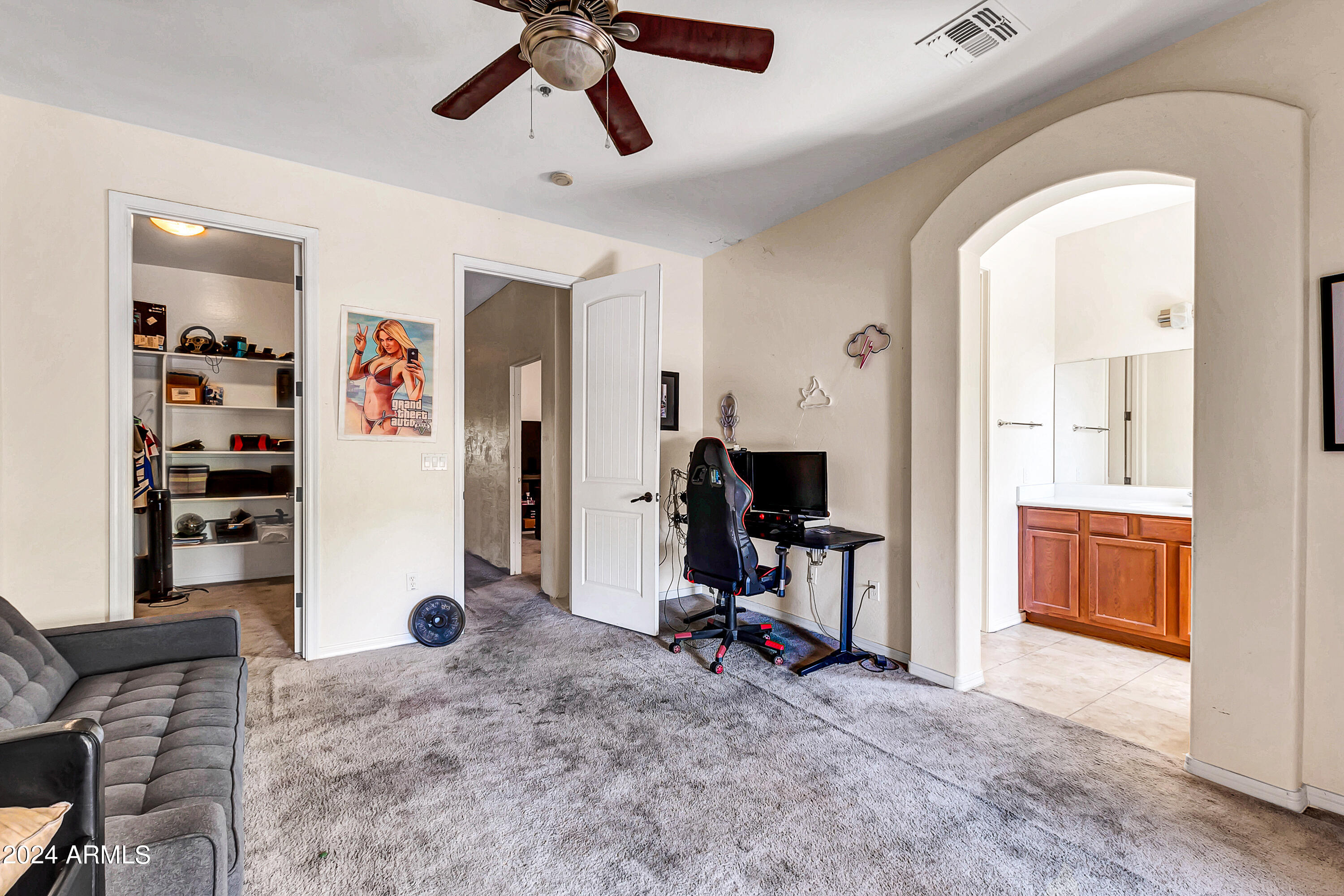 2925 N SERICIN Road # 102