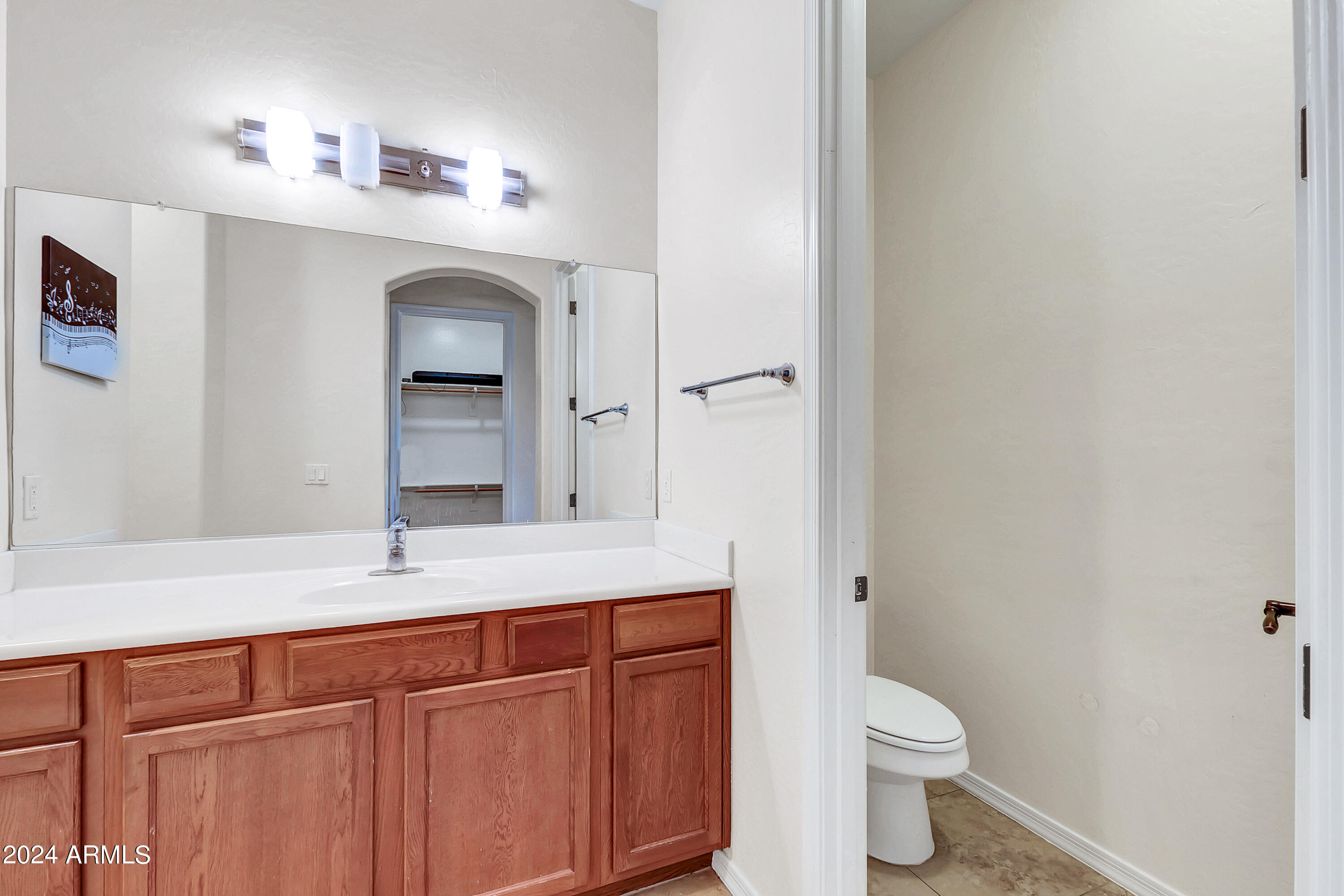2925 N SERICIN Road # 102