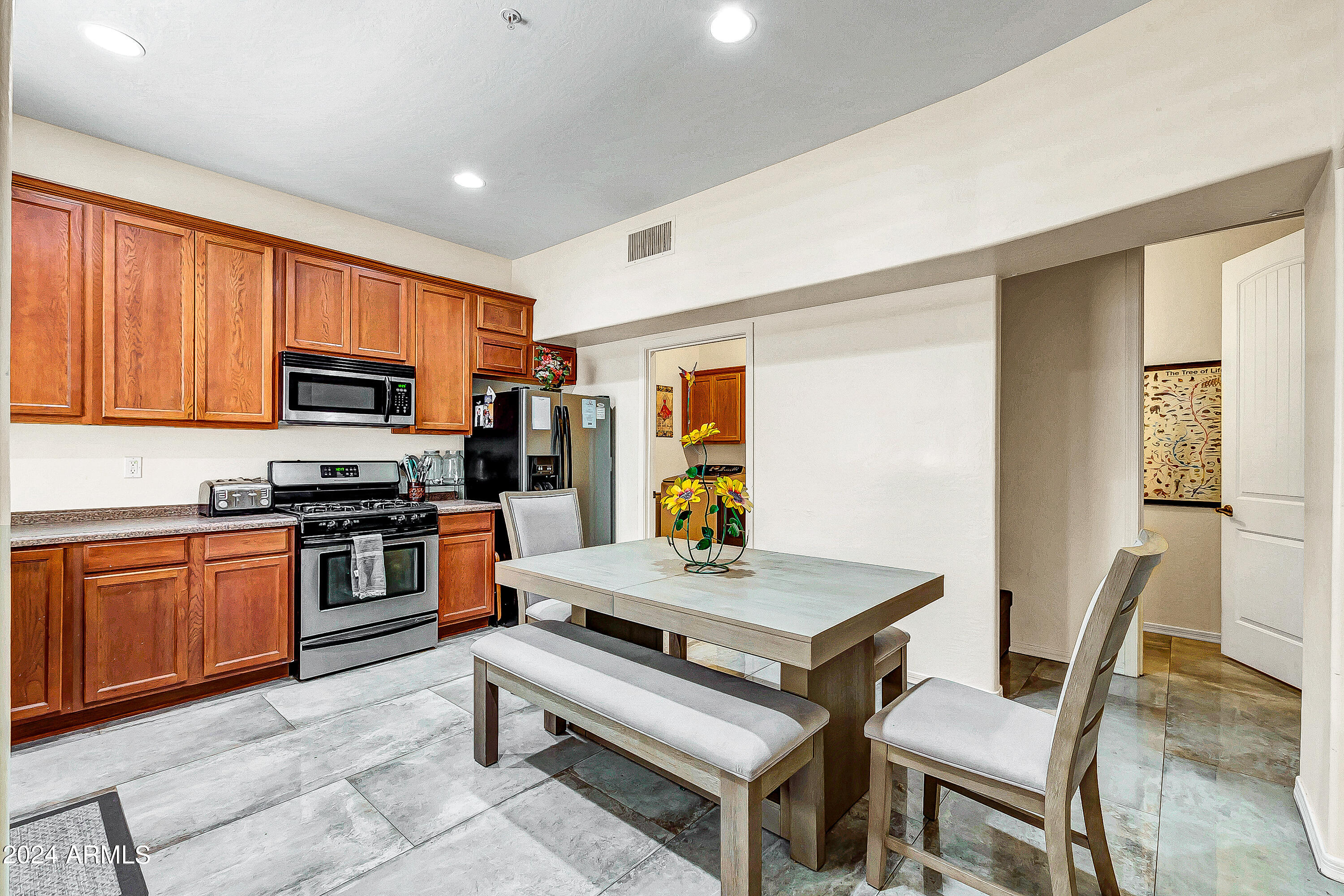 2925 N SERICIN Road # 102