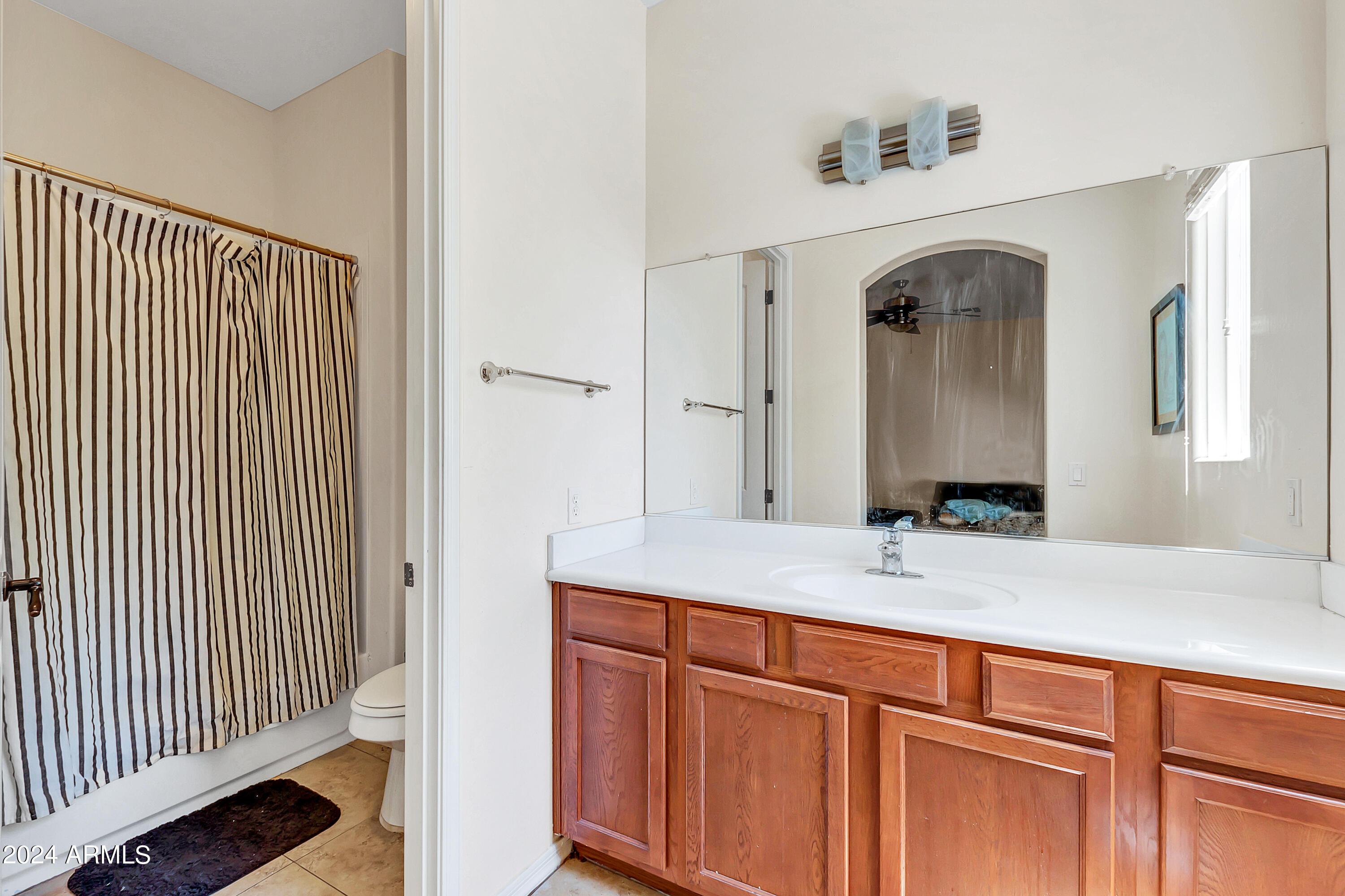 2925 N SERICIN Road # 102