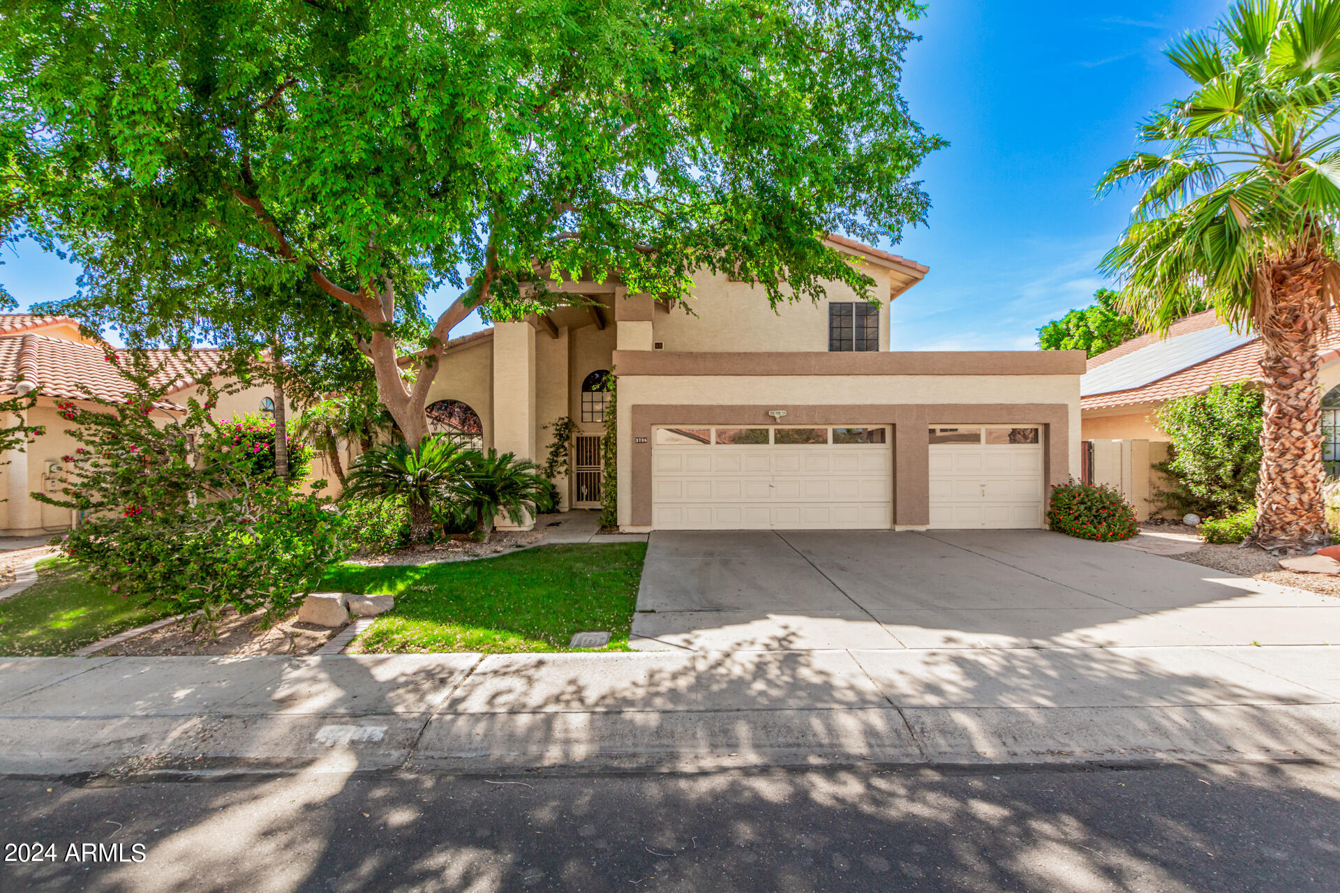 3706 N WINTERGREEN Way