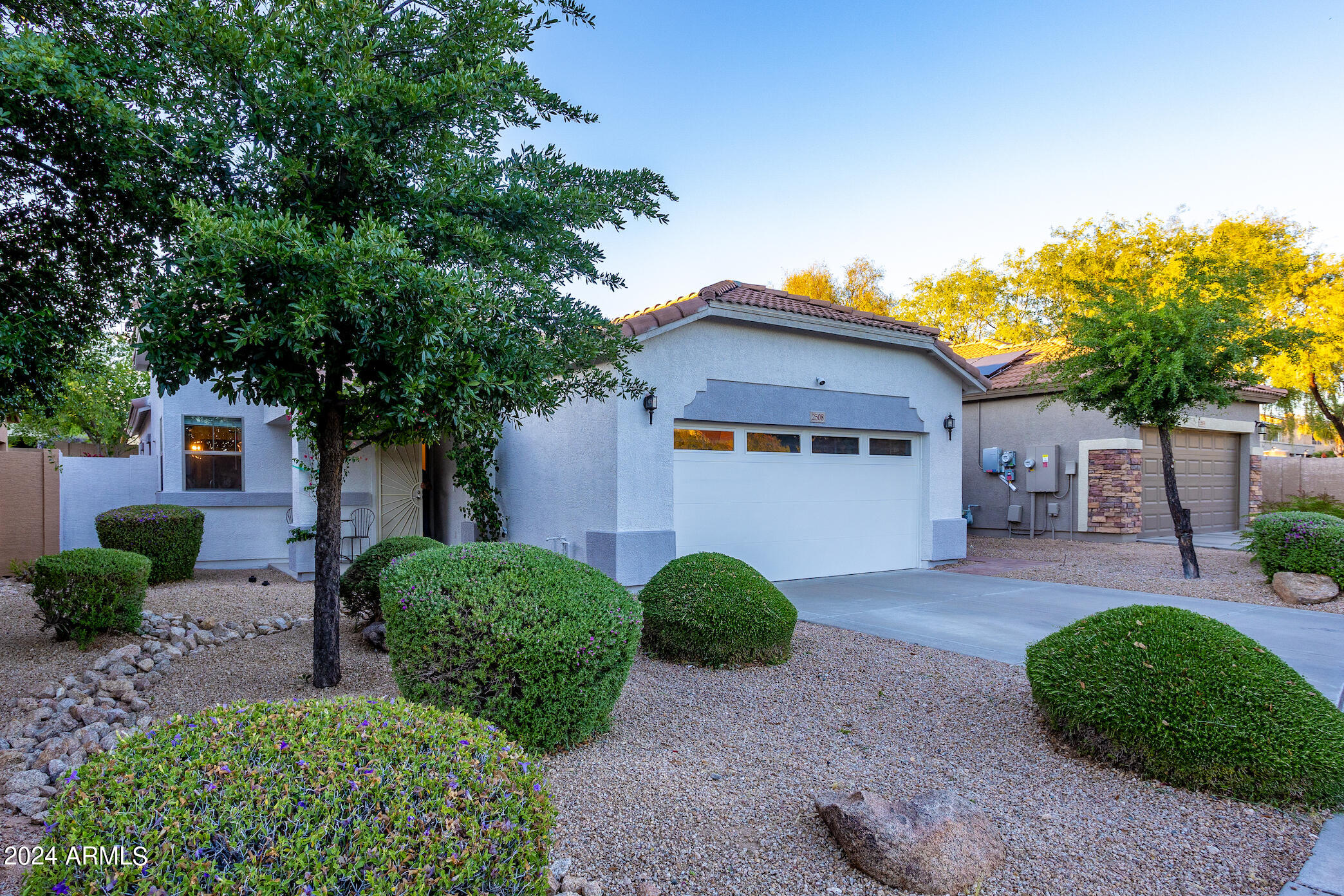 2508 W PRESERVE Way