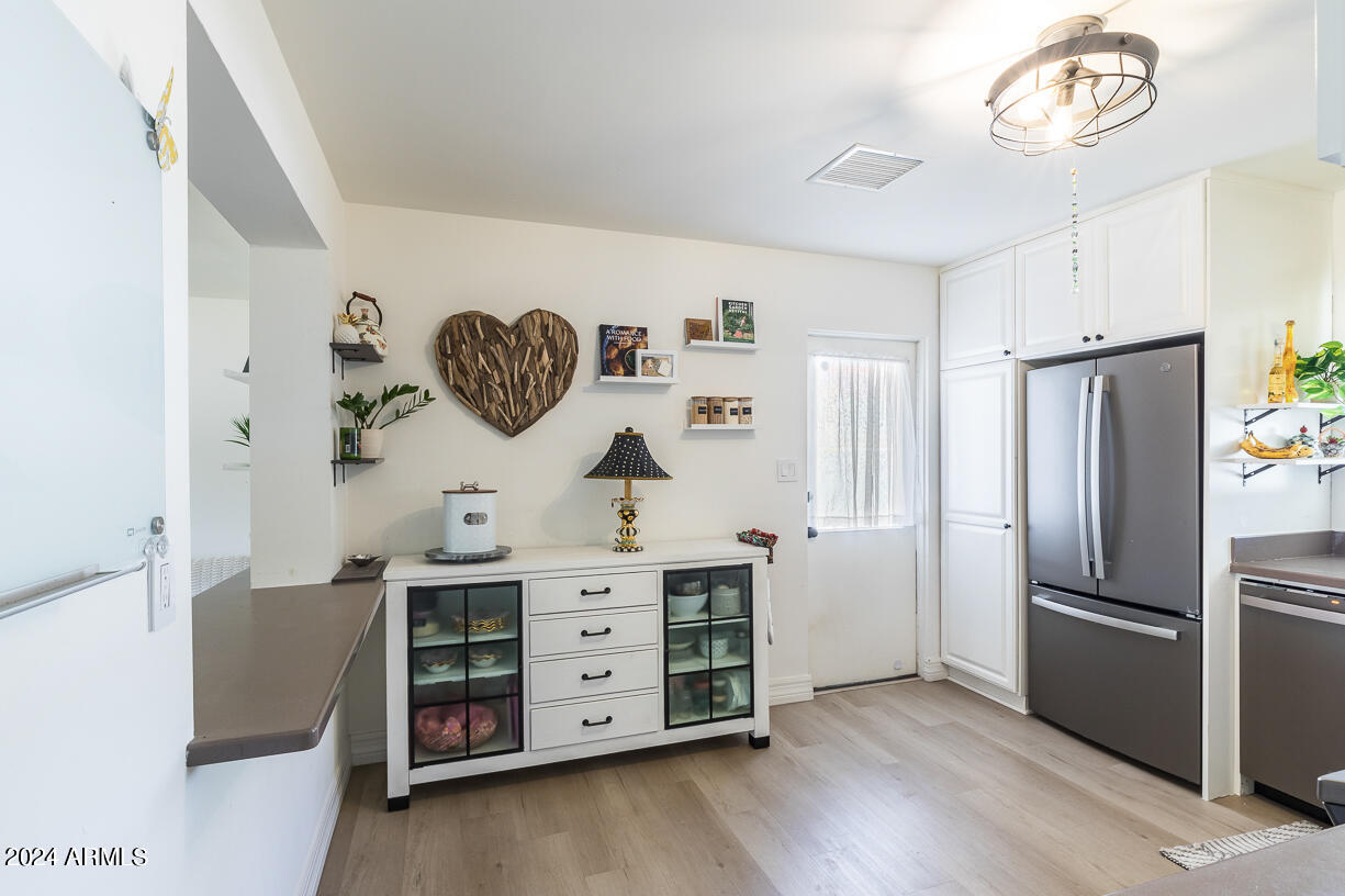 144 W PIERSON Street