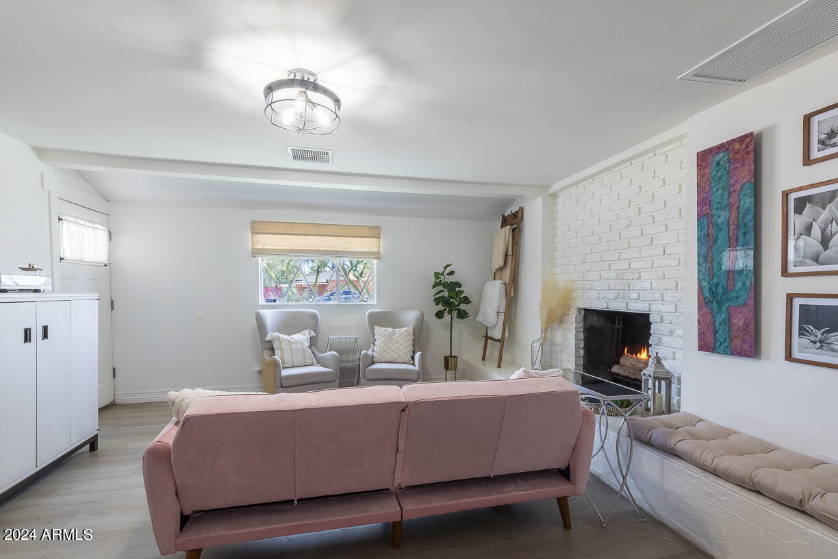 144 W PIERSON Street