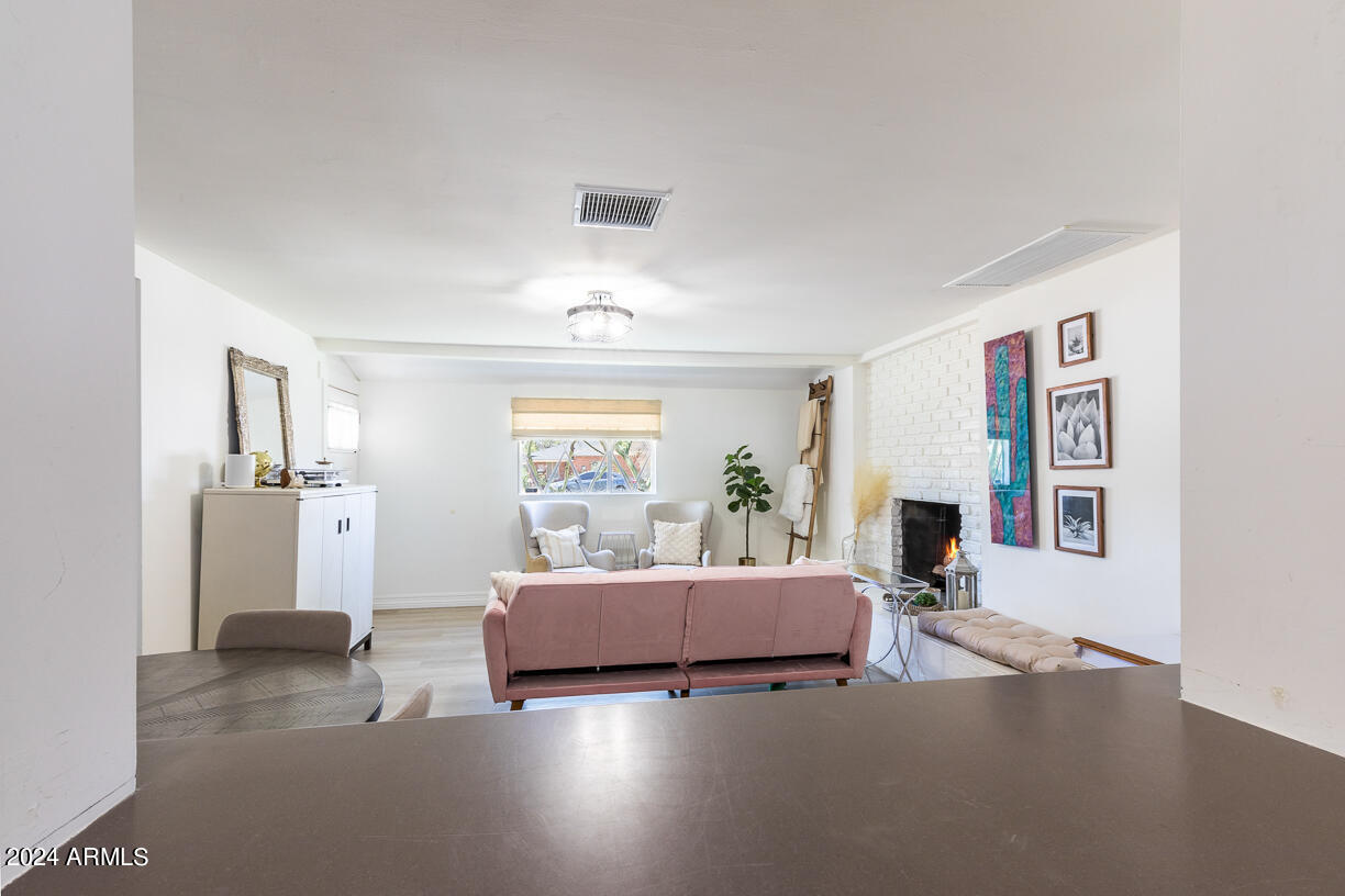 144 W PIERSON Street