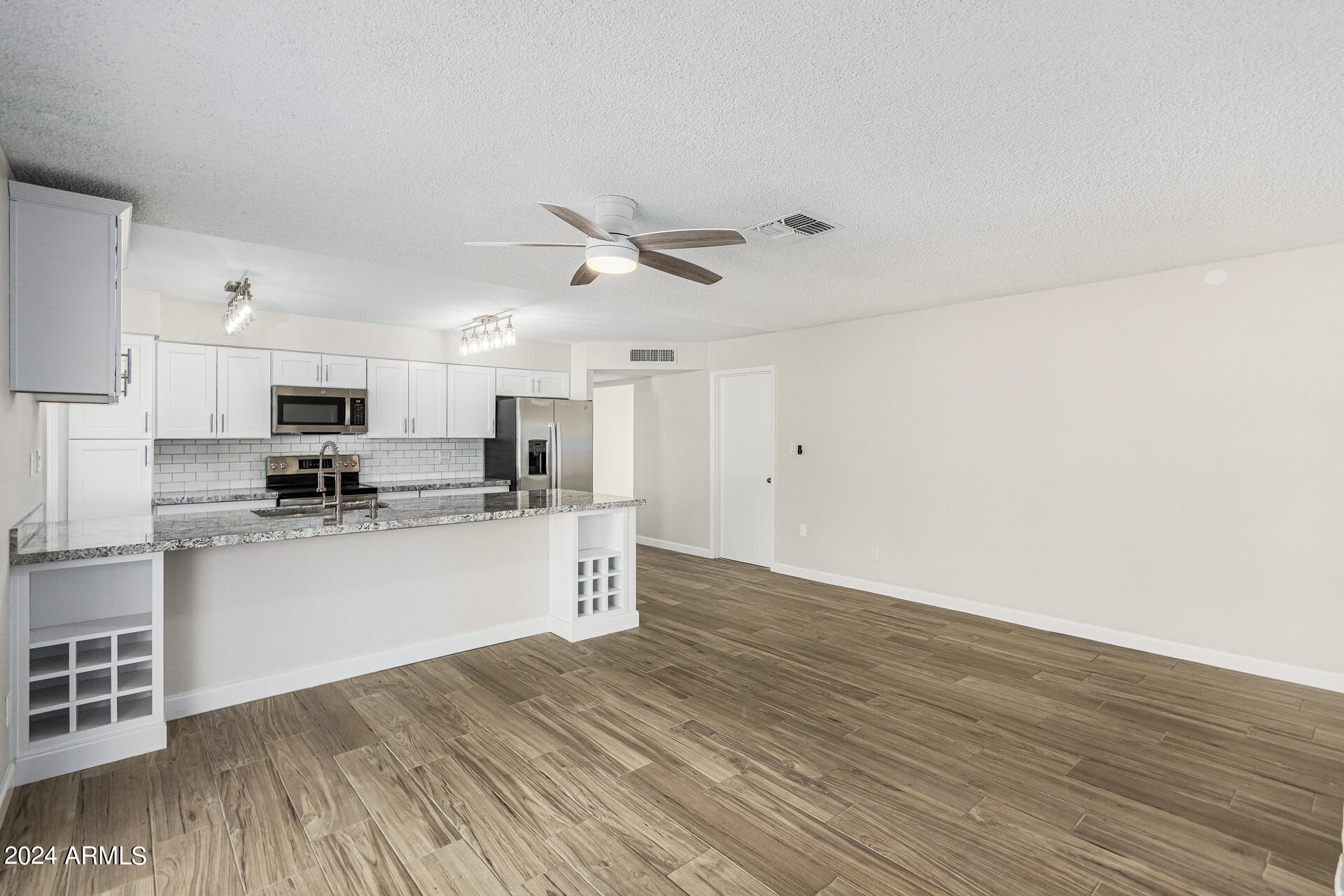 5337 S HAZELTON Lane