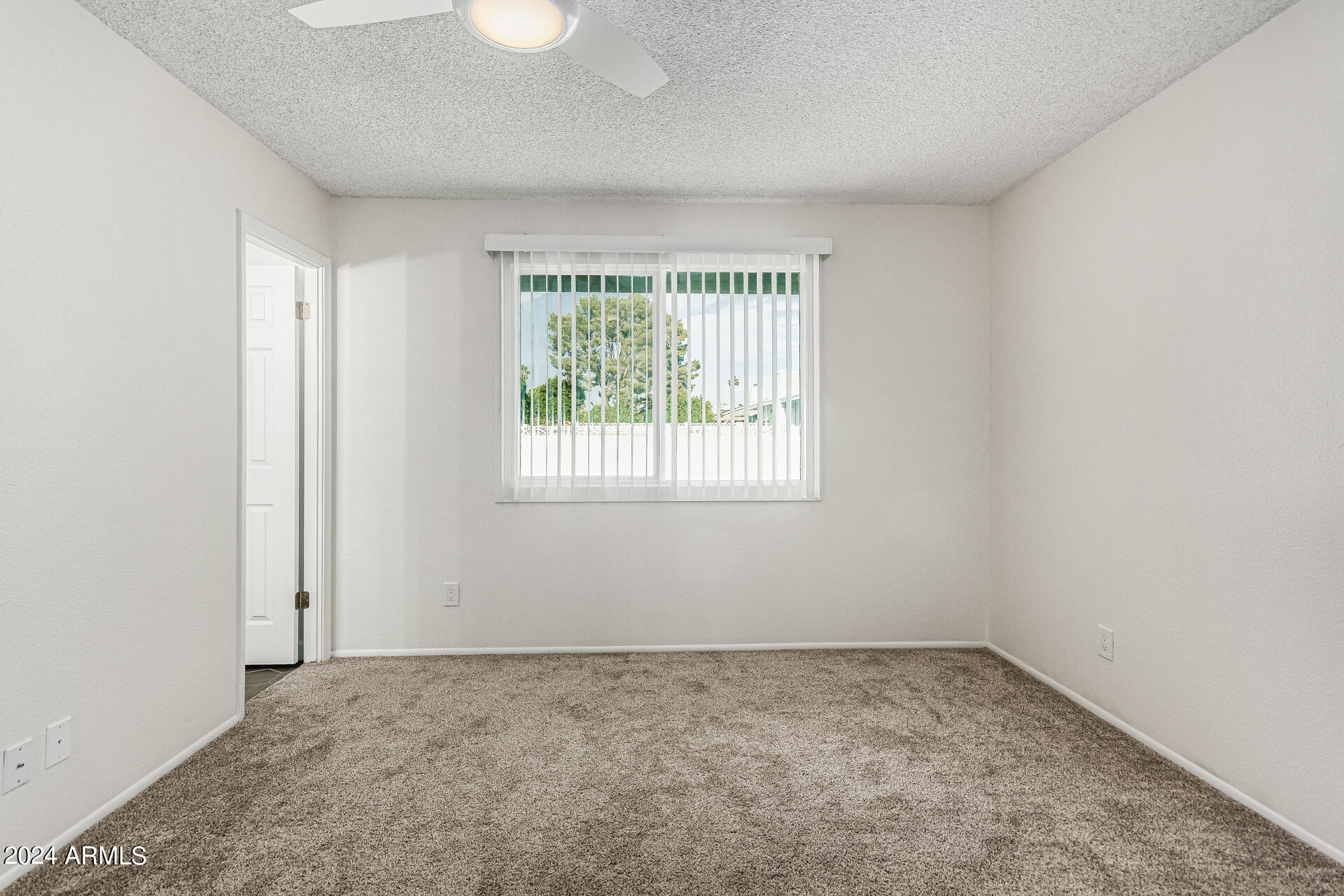 5337 S HAZELTON Lane